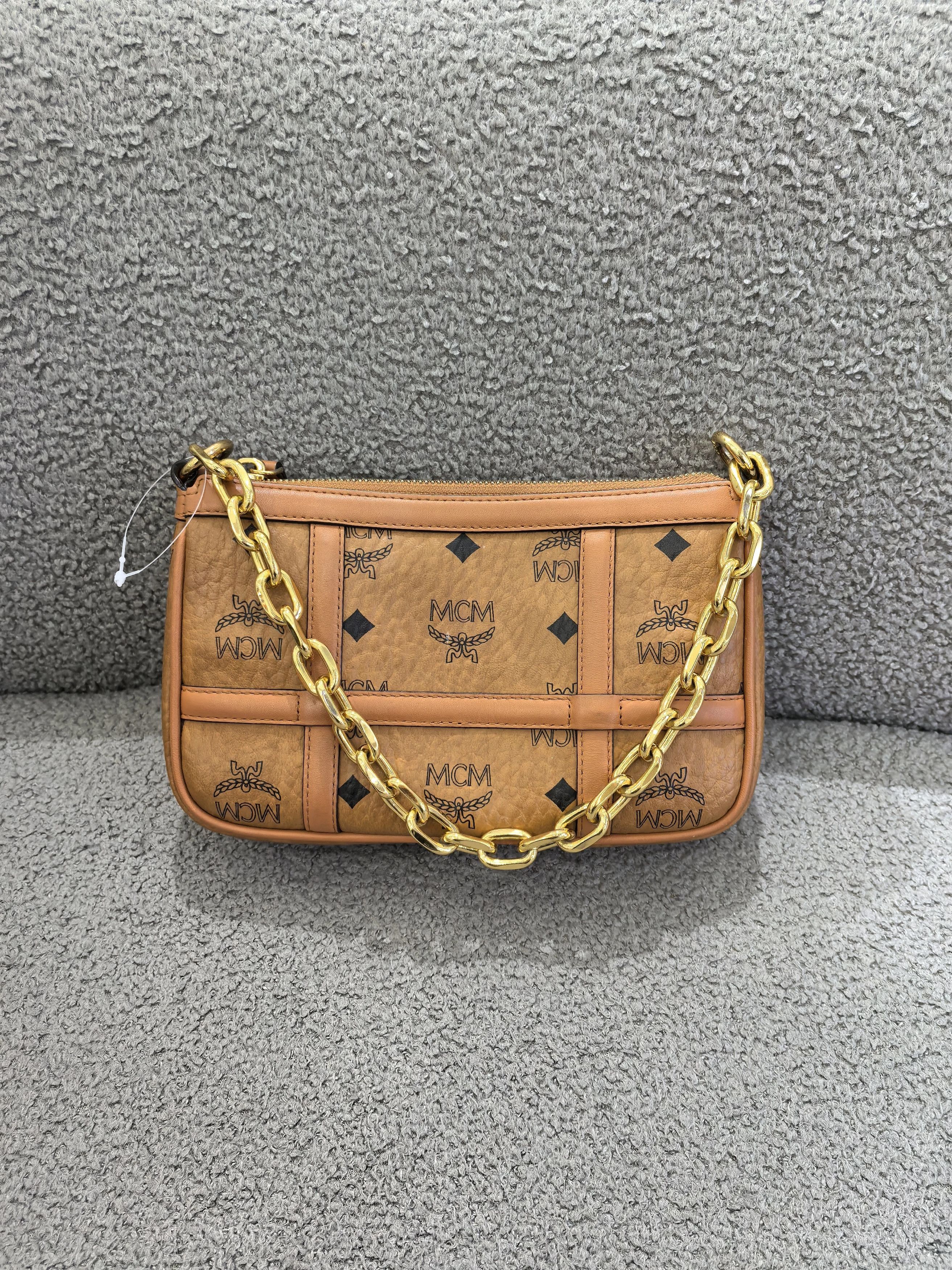 MCM Pre-loved Bag Very good condition Size ONE SIZE - 2 Thumbnail