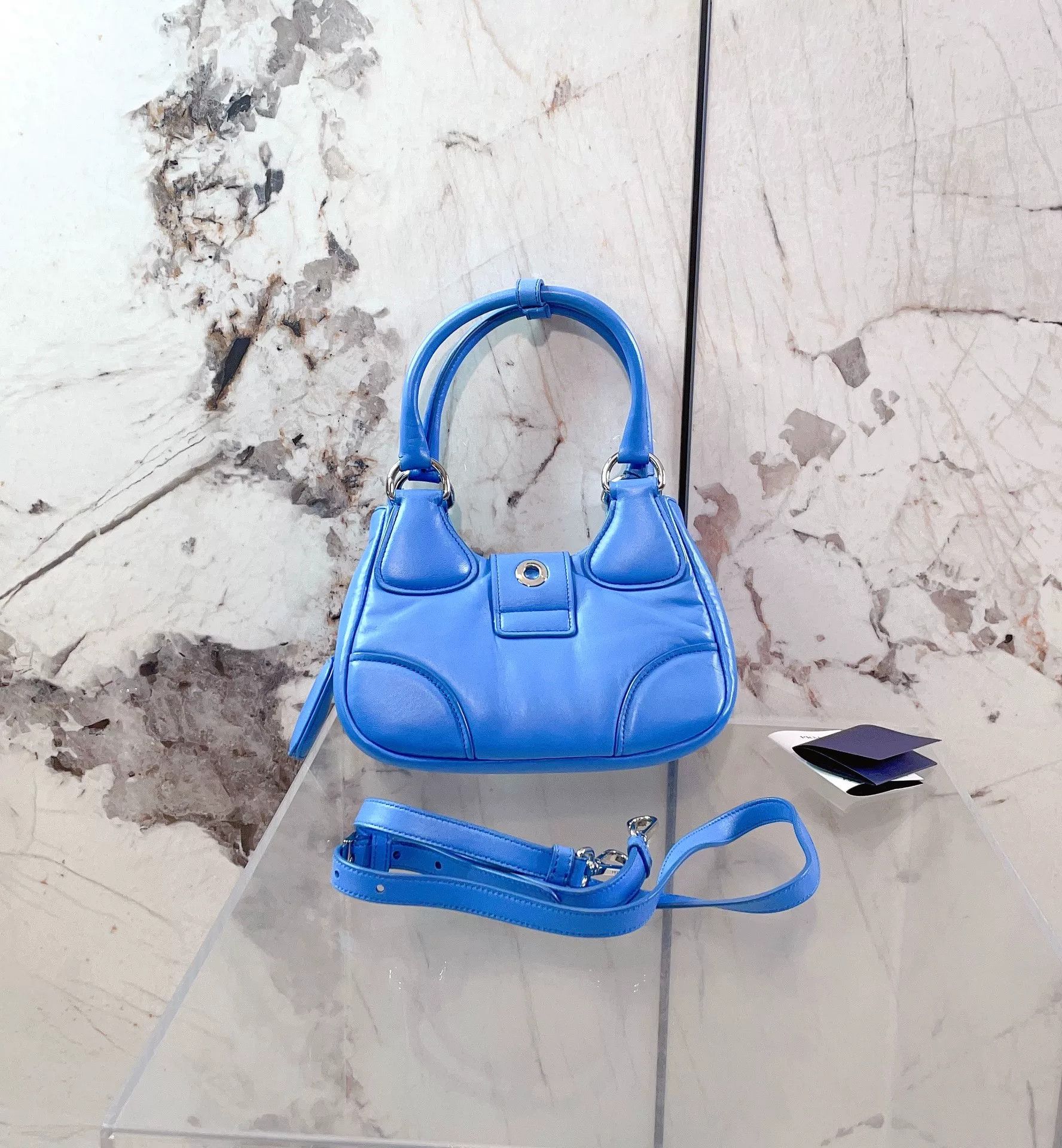 Prada Pre-loved Bag Very good condition Size ONE SIZE - 2 Thumbnail