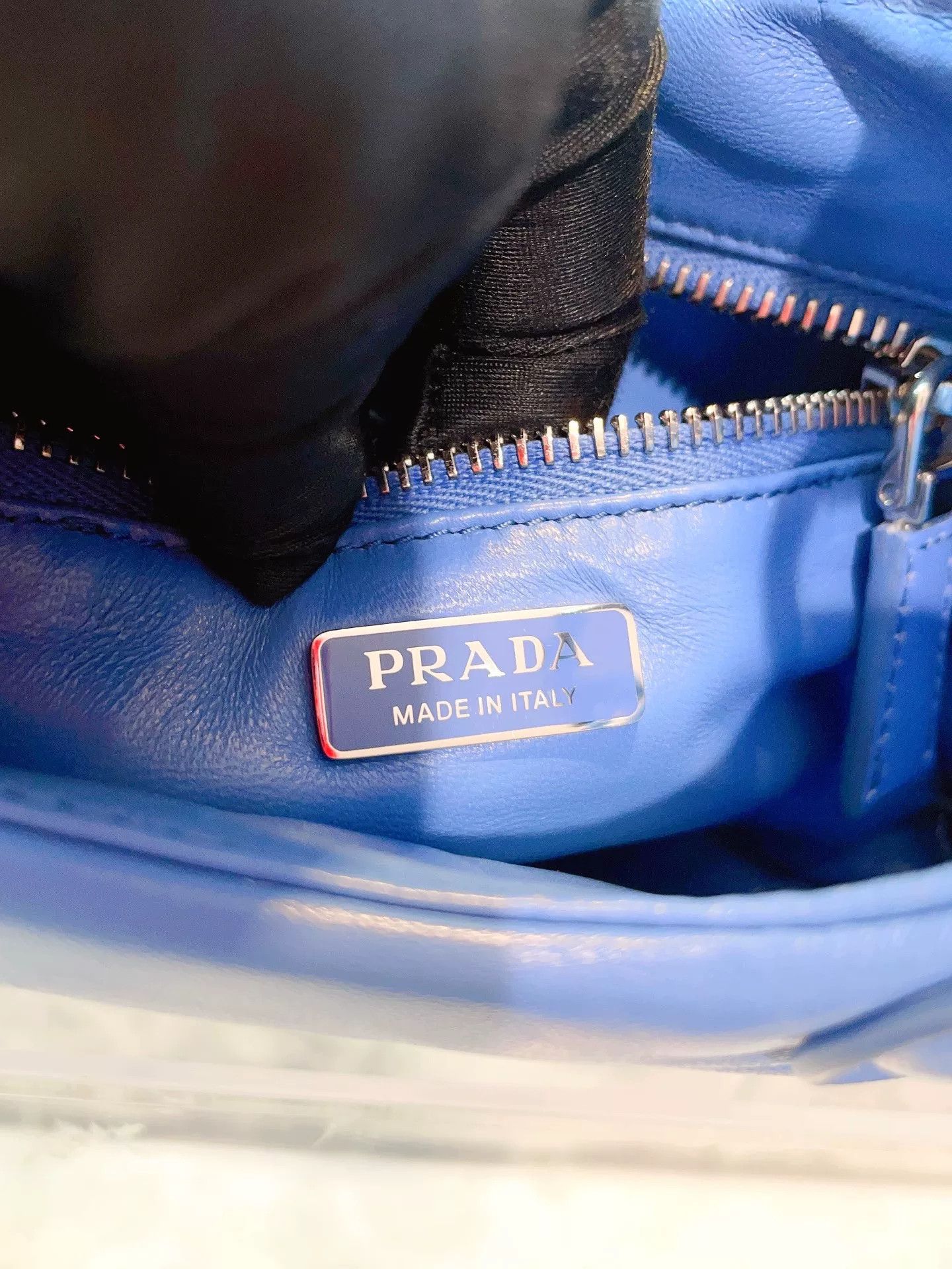 Prada Pre-loved Bag Very good condition Size ONE SIZE - 8 Thumbnail