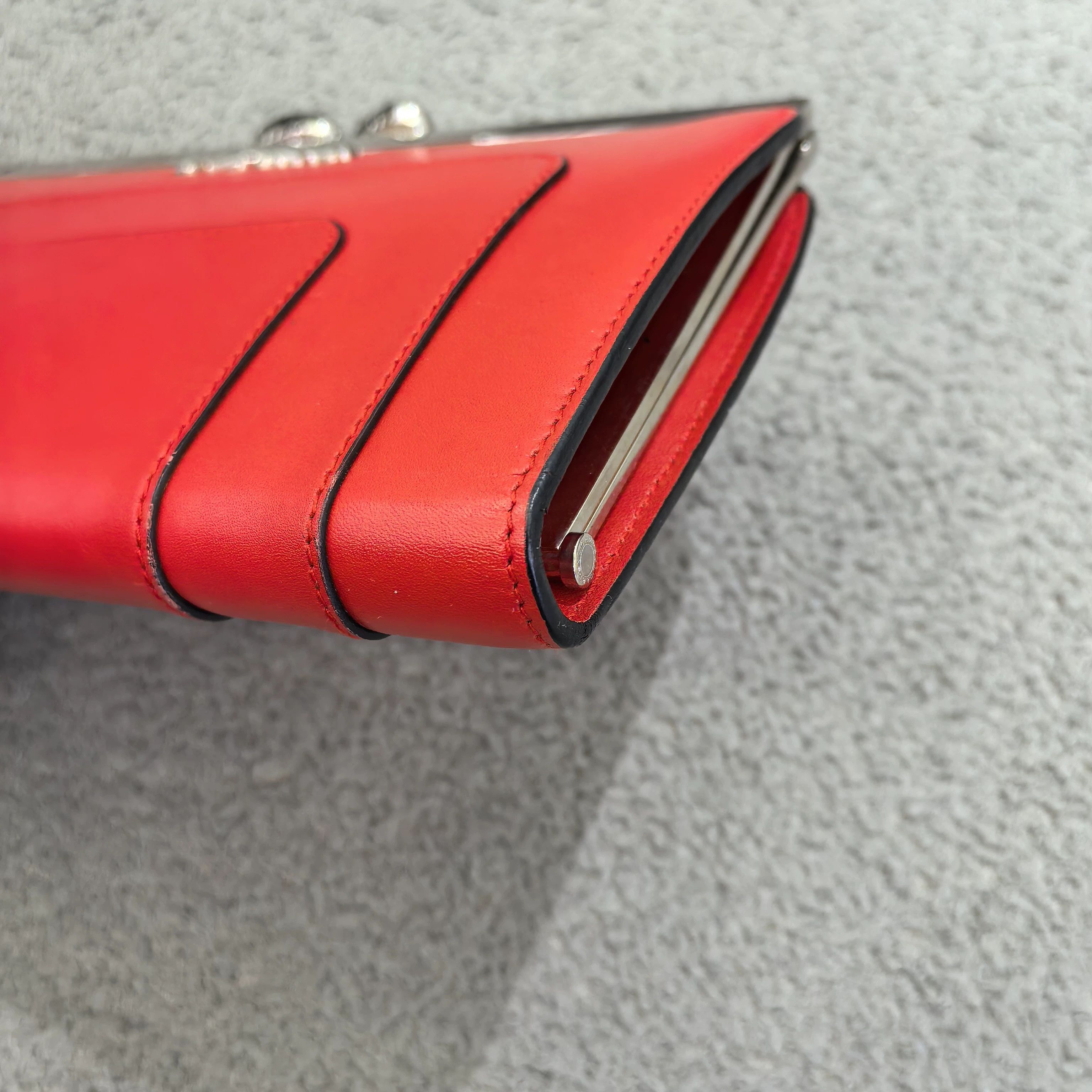 Bvlgari Pre-loved Bag Very good condition Size ONE SIZE - 3 Thumbnail