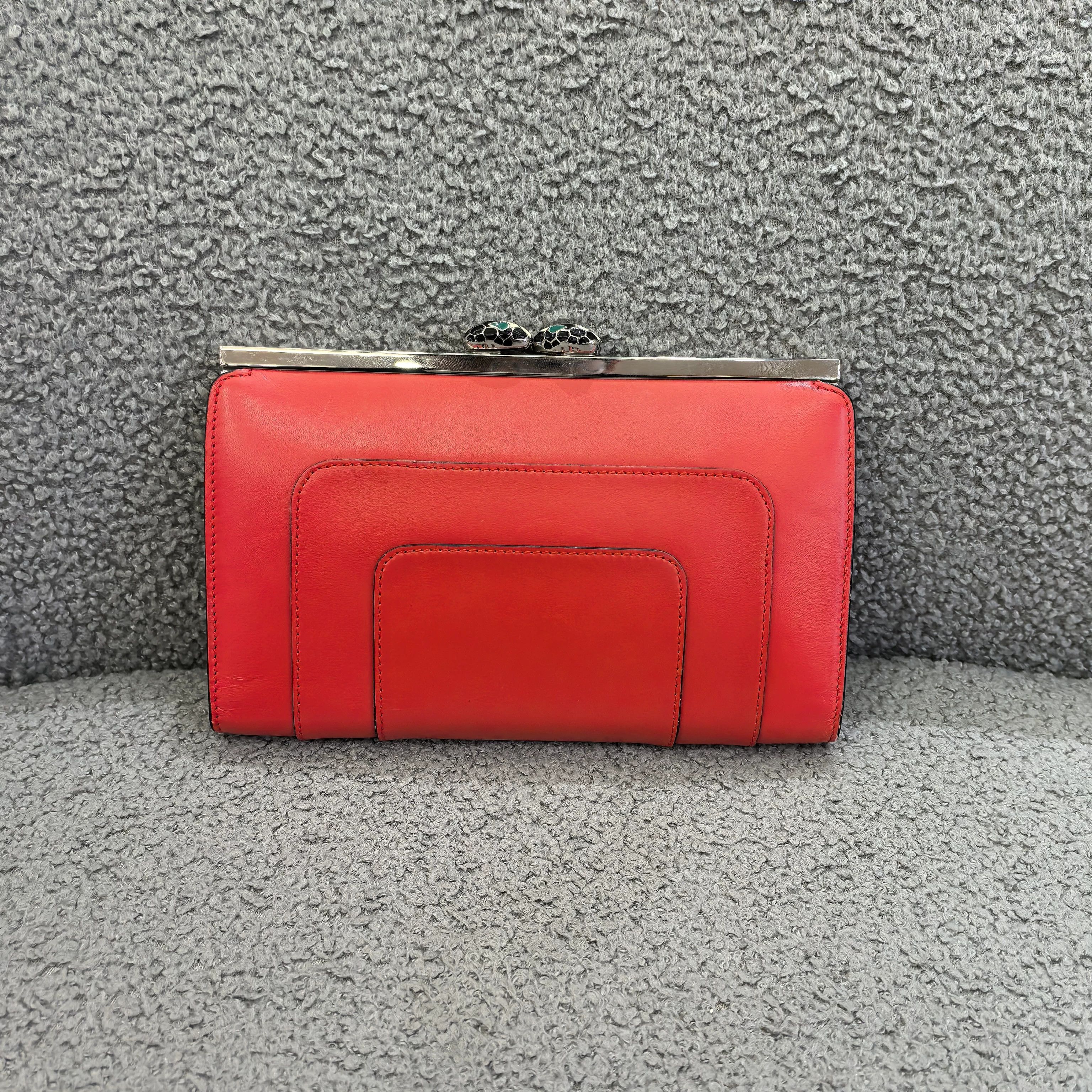 Bvlgari Pre-loved Bag Very good condition Size ONE SIZE - 4 Thumbnail