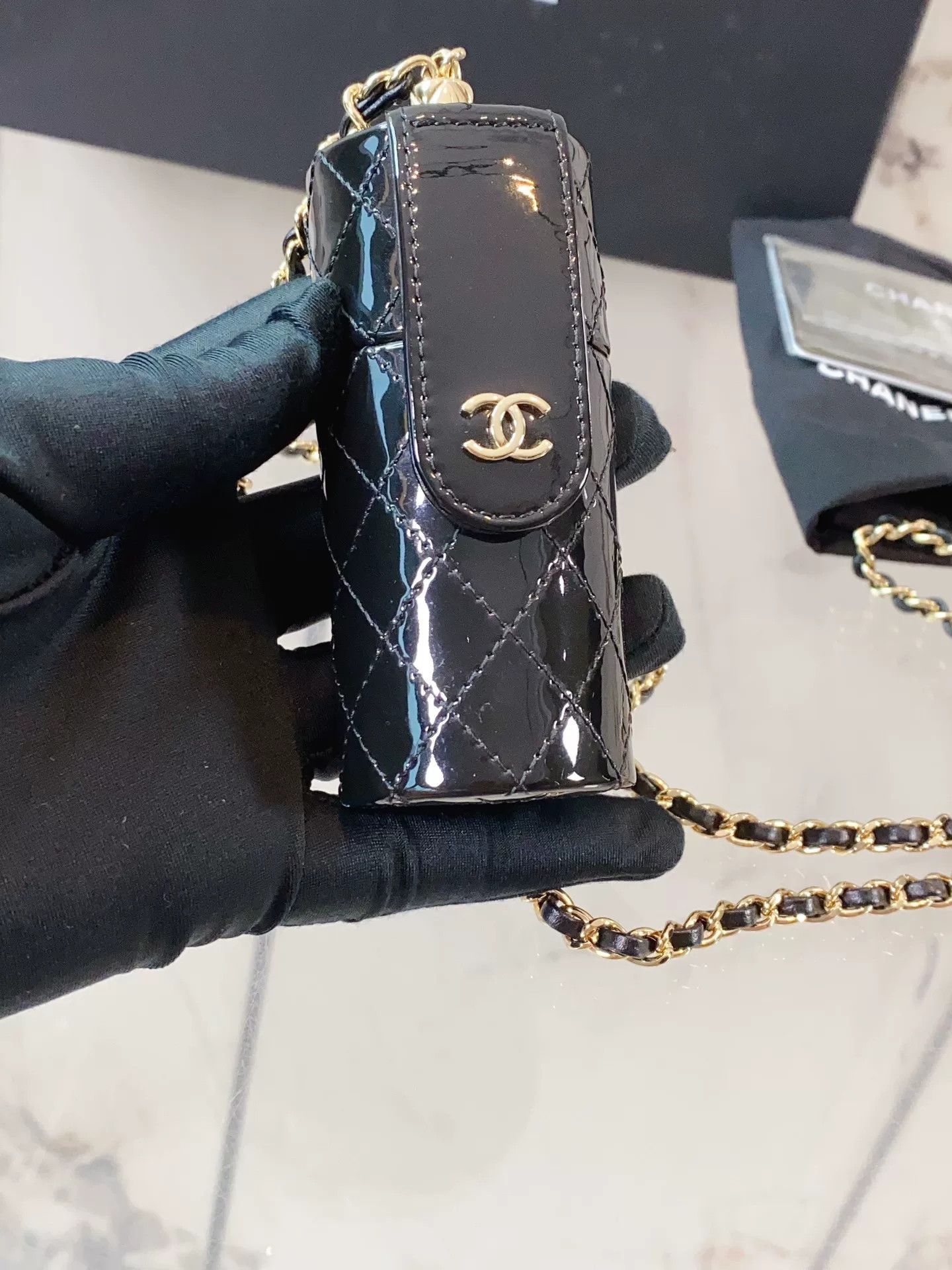 Chanel Pre-loved Bag Very good condition Size ONE SIZE - 6 Thumbnail