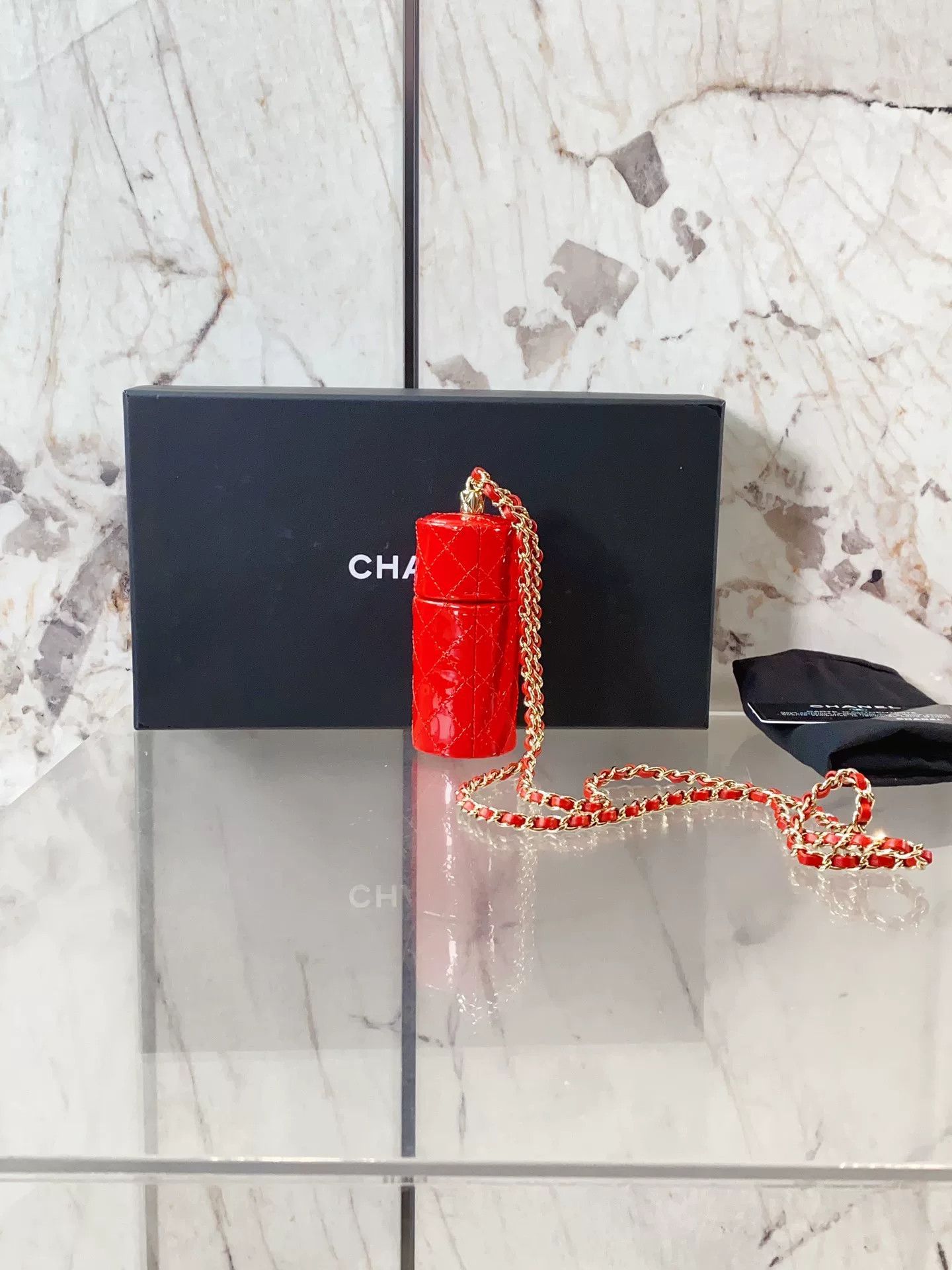 Chanel Pre-loved Bag Very good condition Size ONE SIZE - 2 Thumbnail