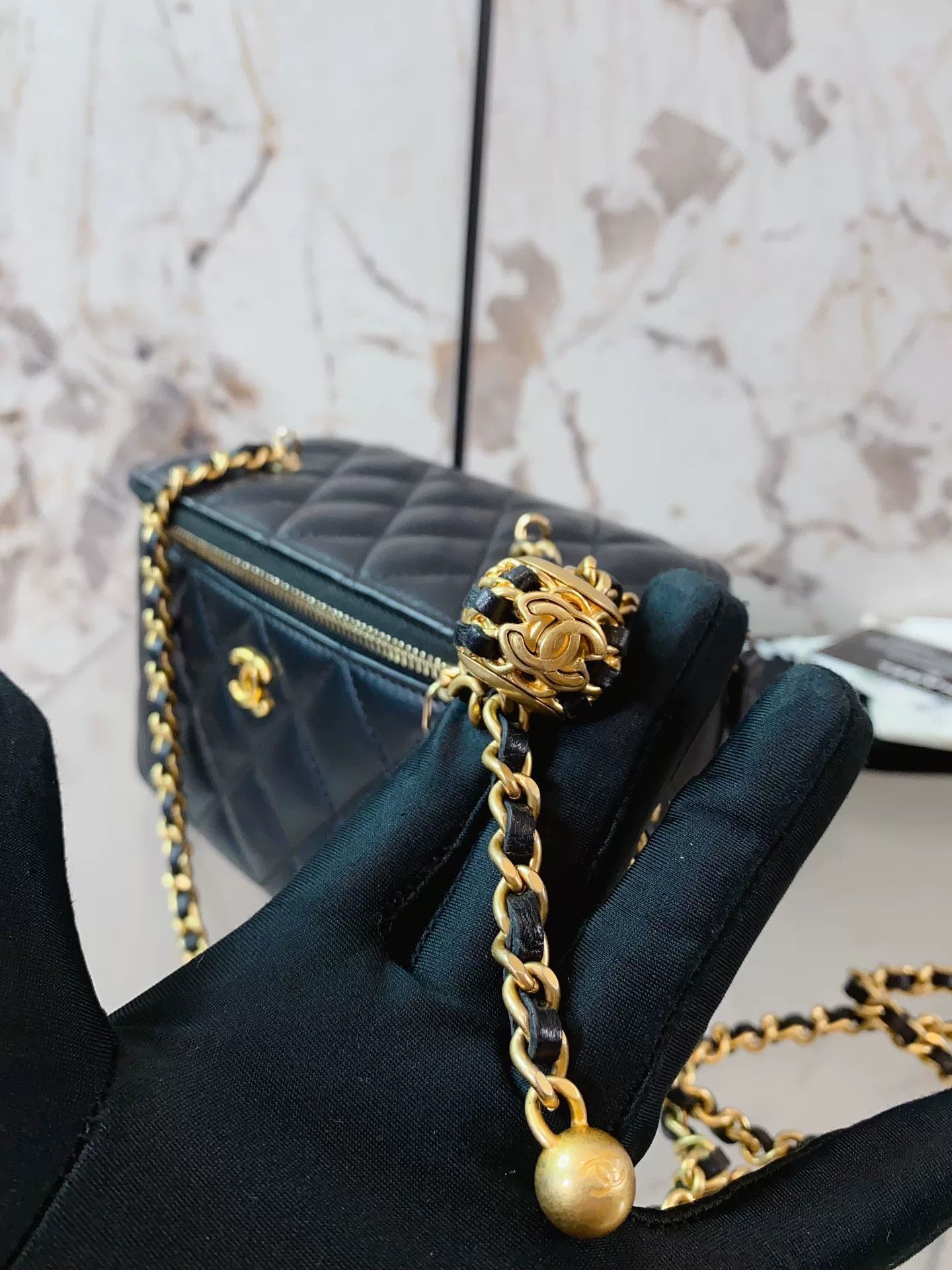 Chanel Pre-loved Bag Very good condition Size ONE SIZE - 7 Thumbnail