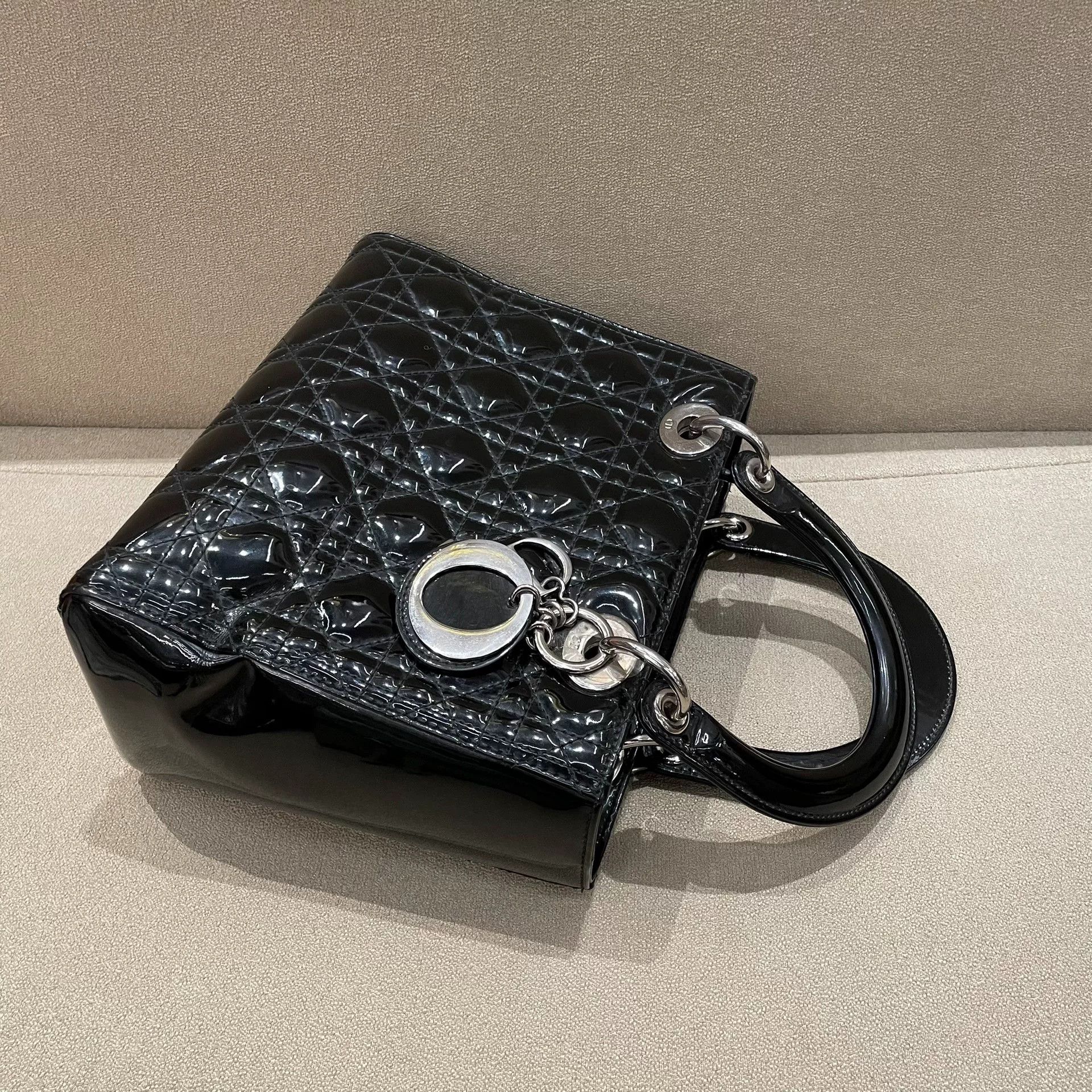 Dior Pre-loved Bag Very good condition Size ONE SIZE - 7 Thumbnail
