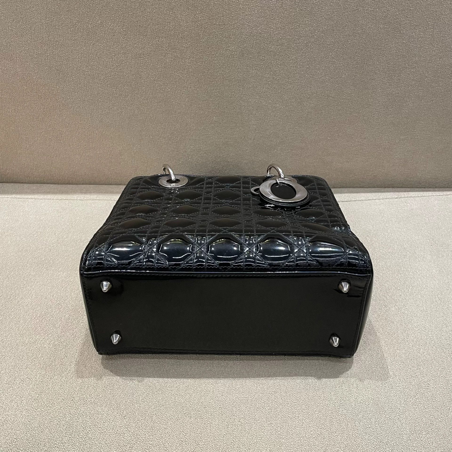 Dior Pre-loved Bag Very good condition Size ONE SIZE - 6 Thumbnail