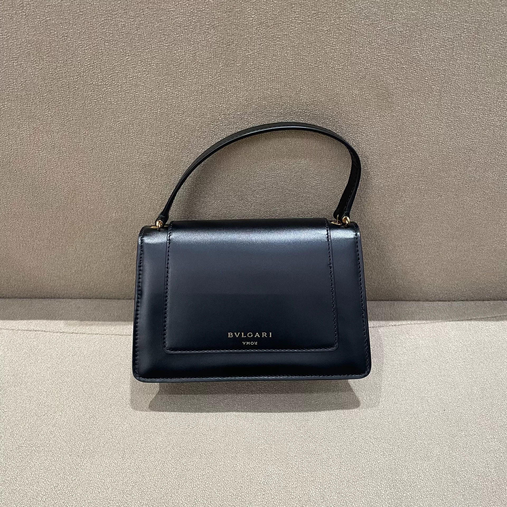 Bvlgari Pre-loved Bag Very good condition Size ONE SIZE - 3 Thumbnail