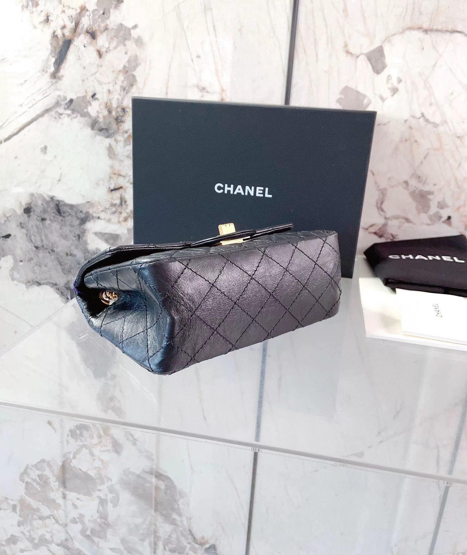 Chanel Pre-loved Bag Very good condition Size ONE SIZE - 5 Thumbnail