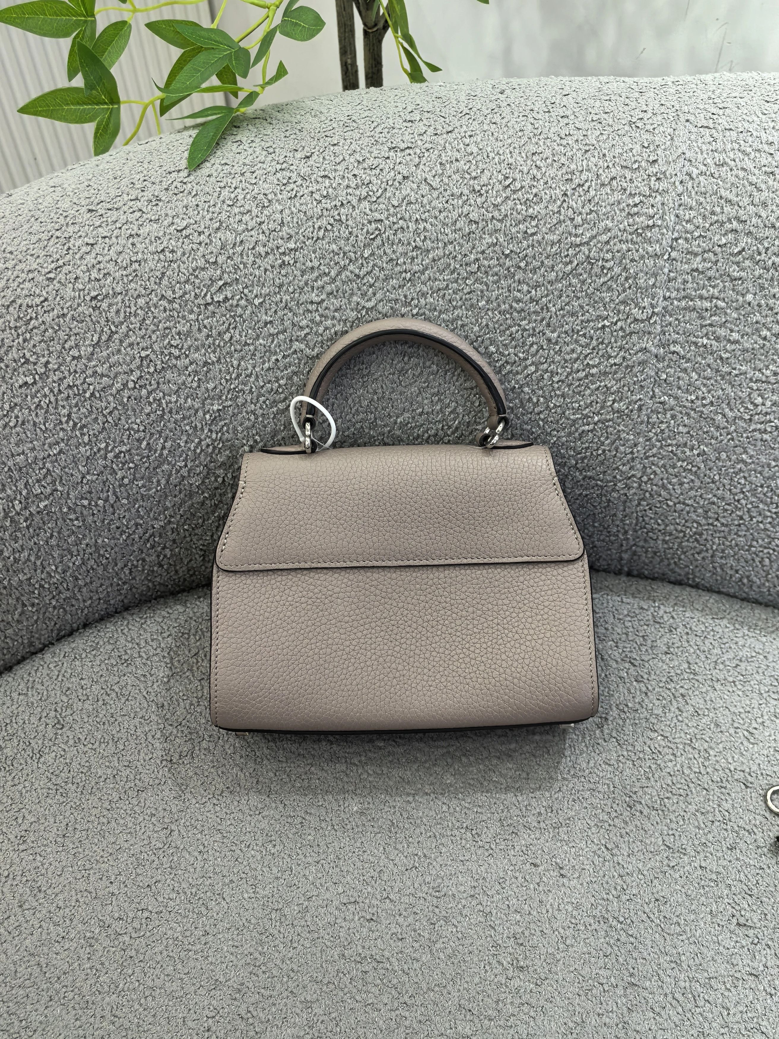 Moynat Pre-loved Bag Very good condition Size ONE SIZE - 9 Thumbnail