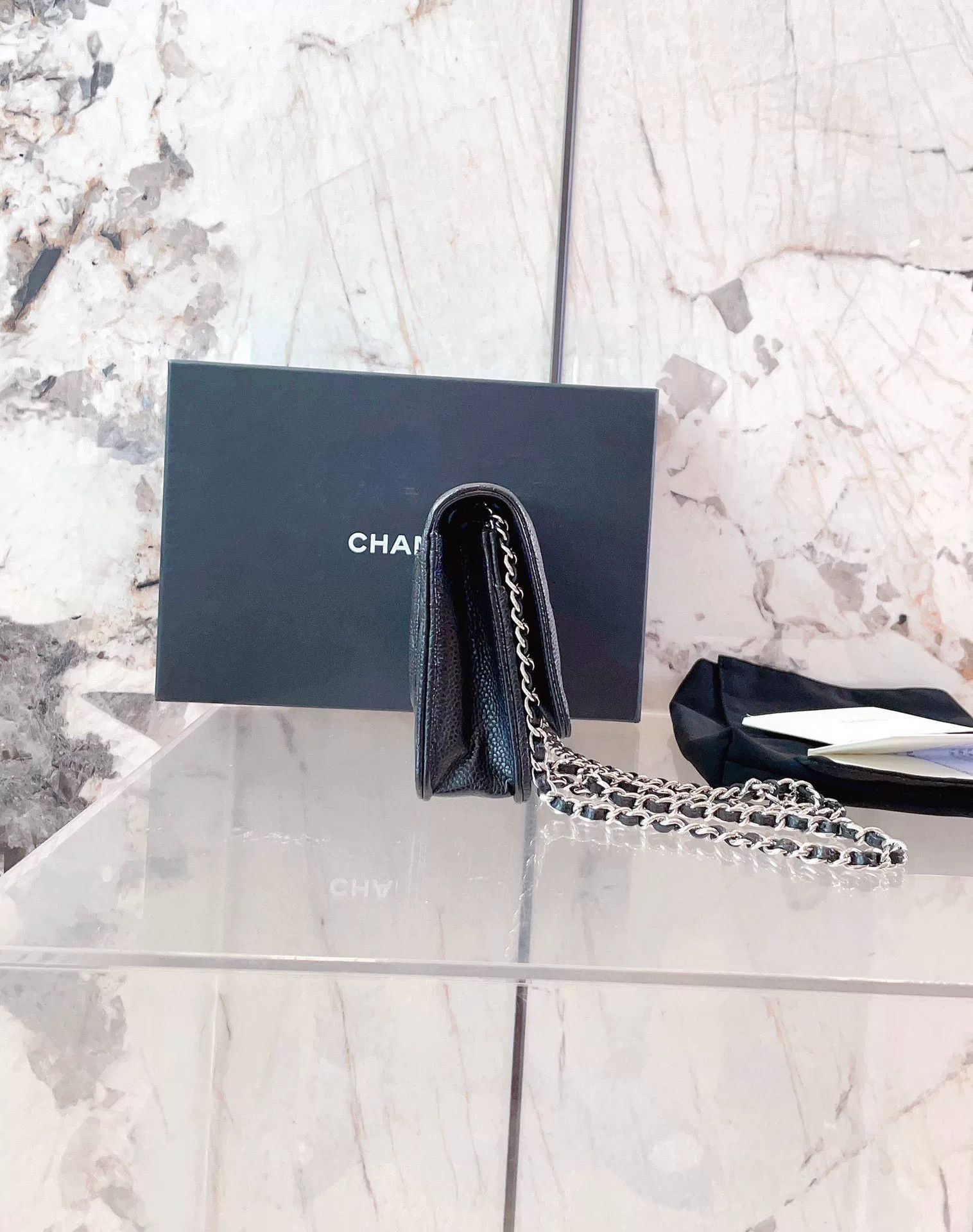 Chanel Pre-loved Bag Very good condition Size ONE SIZE - 3 Thumbnail