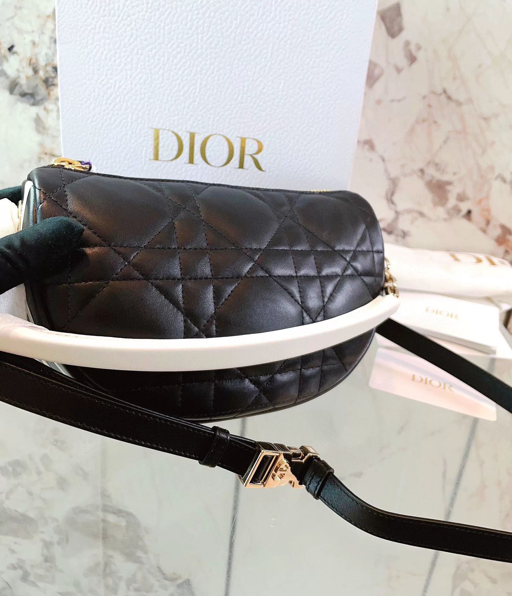 Dior Pre-loved Bag Very good condition Size ONE SIZE - 6 Thumbnail