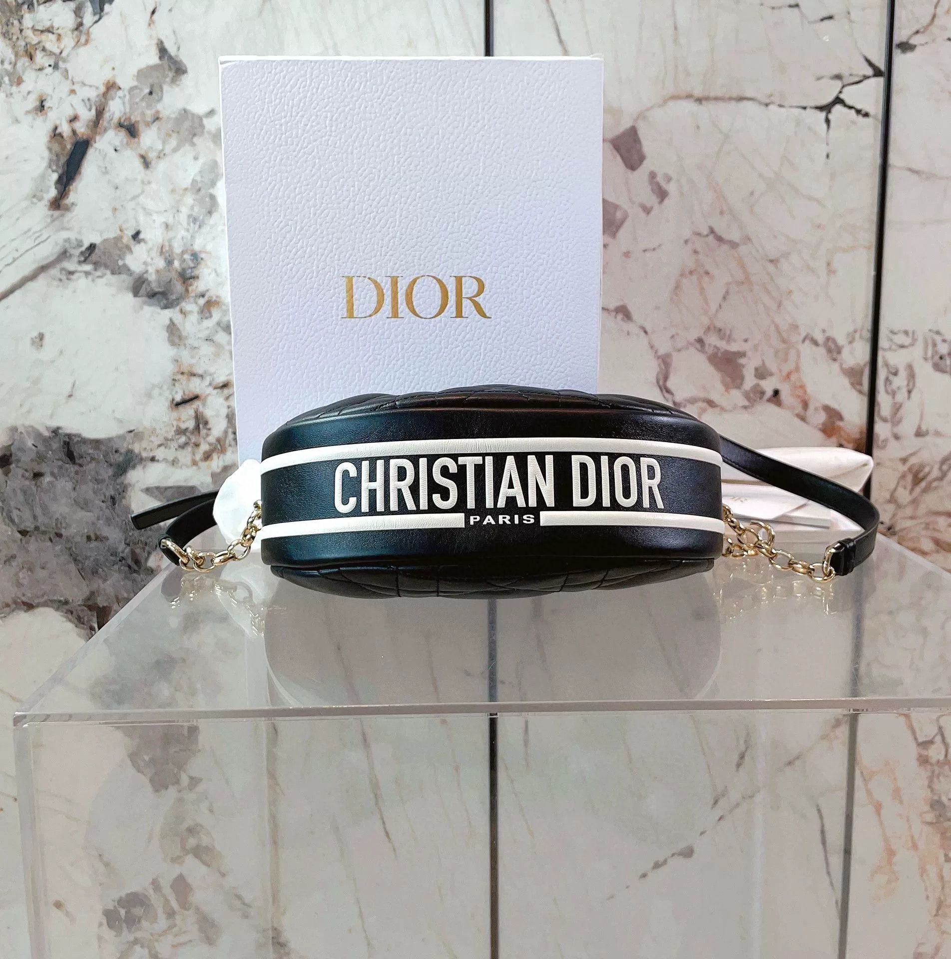 Dior Pre-loved Bag Very good condition Size ONE SIZE - 4 Thumbnail