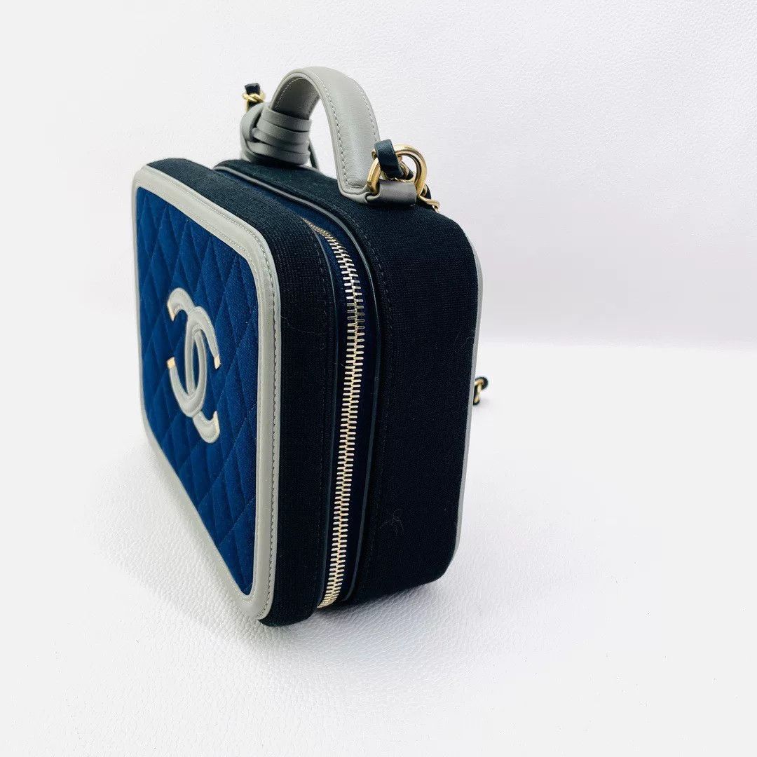 Chanel Pre-loved Bag Very good condition Size ONE SIZE - 4 Thumbnail