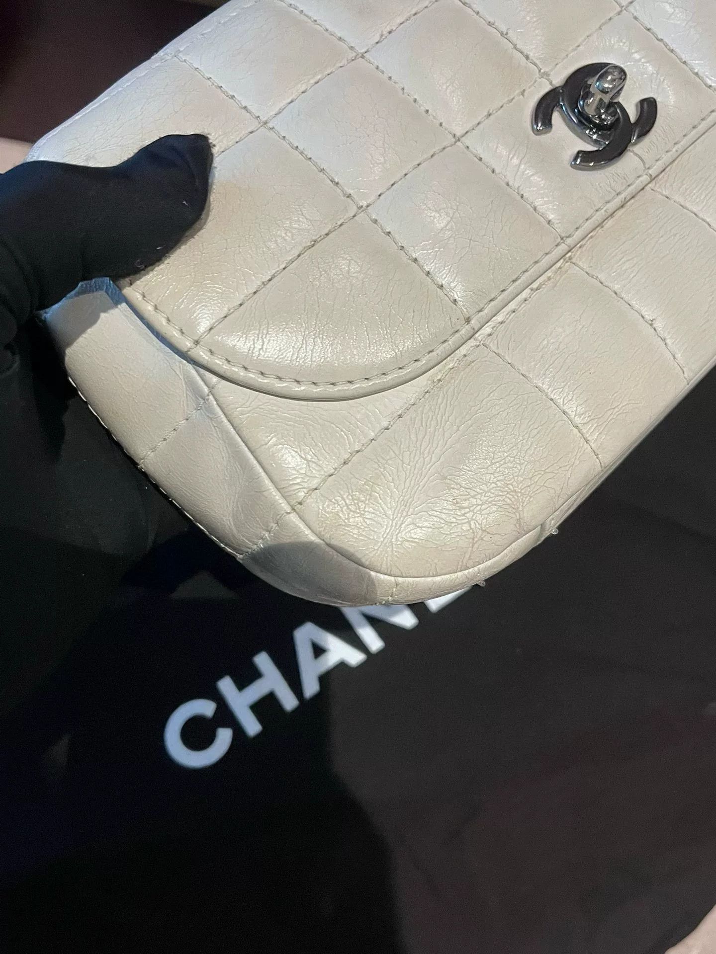 Chanel Pre-loved Bag Very good condition Size ONE SIZE - 7 Thumbnail