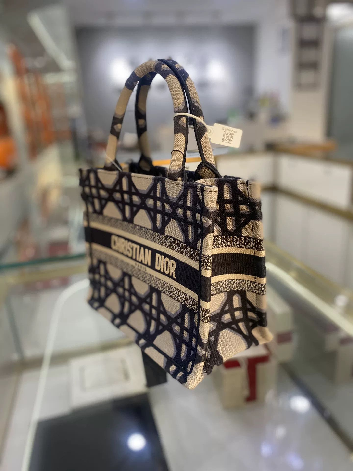 Dior Pre-loved Bag Very good condition Size ONE SIZE - 3 Thumbnail