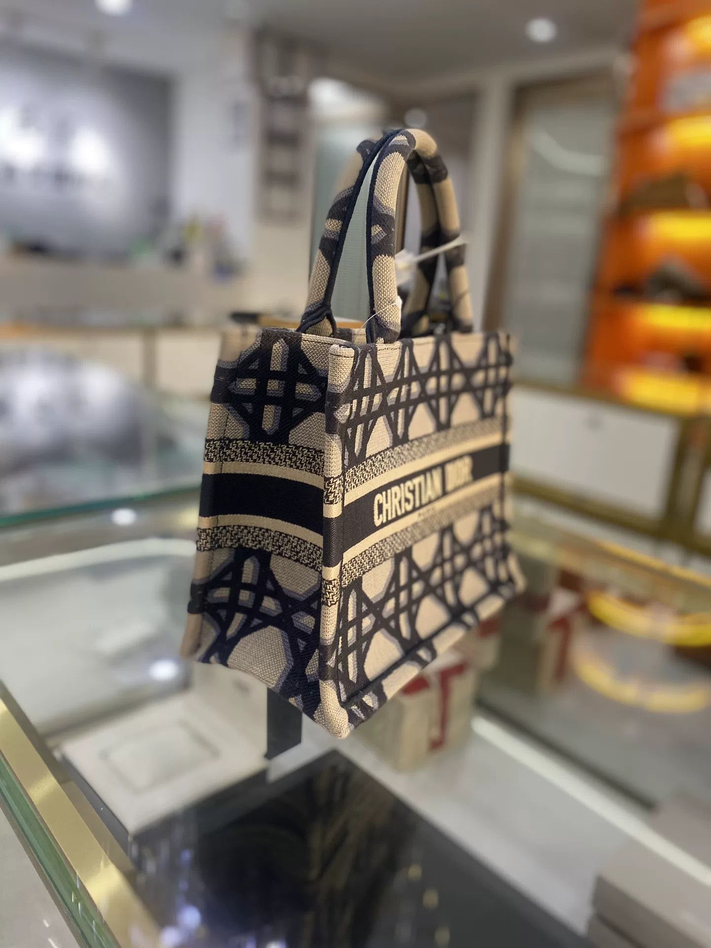 Dior Pre-loved Bag Very good condition Size ONE SIZE - 2 Thumbnail