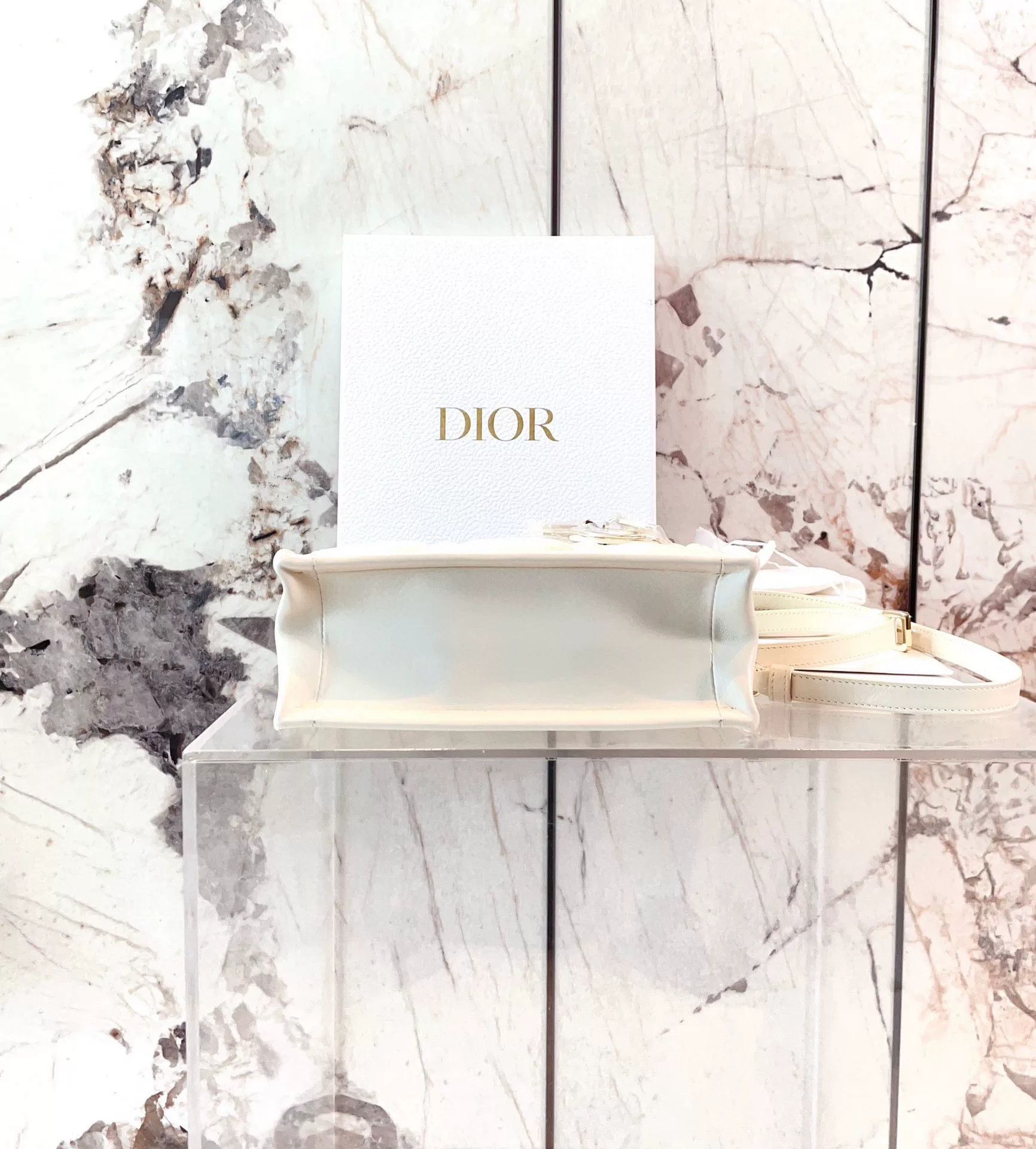 Dior Pre-loved Bag Very good condition Size ONE SIZE - 4 Thumbnail