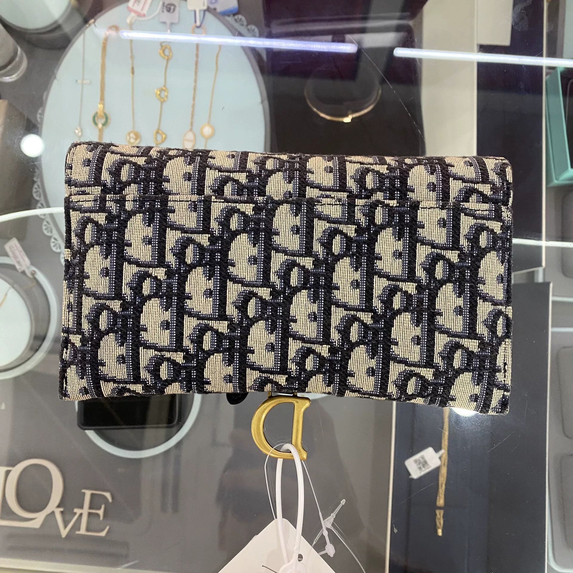 Dior Pre-loved Bag Very good condition Size ONE SIZE - 4 Thumbnail