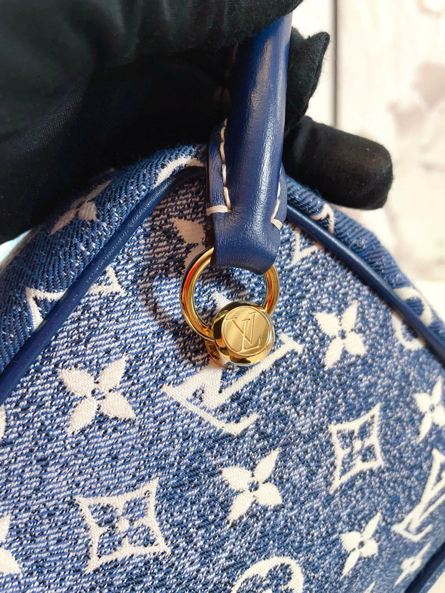 Louis Vuitton Pre-loved Bag Very good condition Size ONE SIZE - 7 Thumbnail