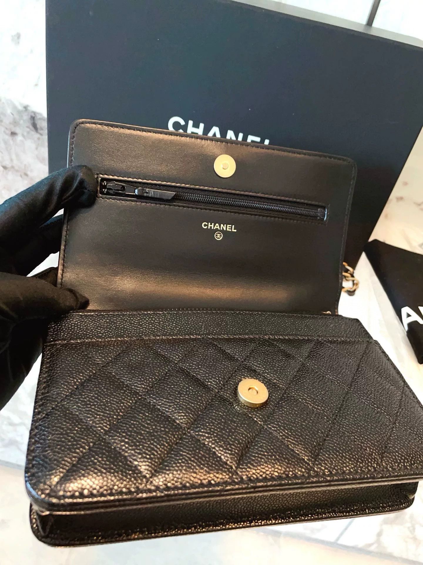 Chanel Pre-loved Bag Very good condition Size ONE SIZE - 8 Thumbnail