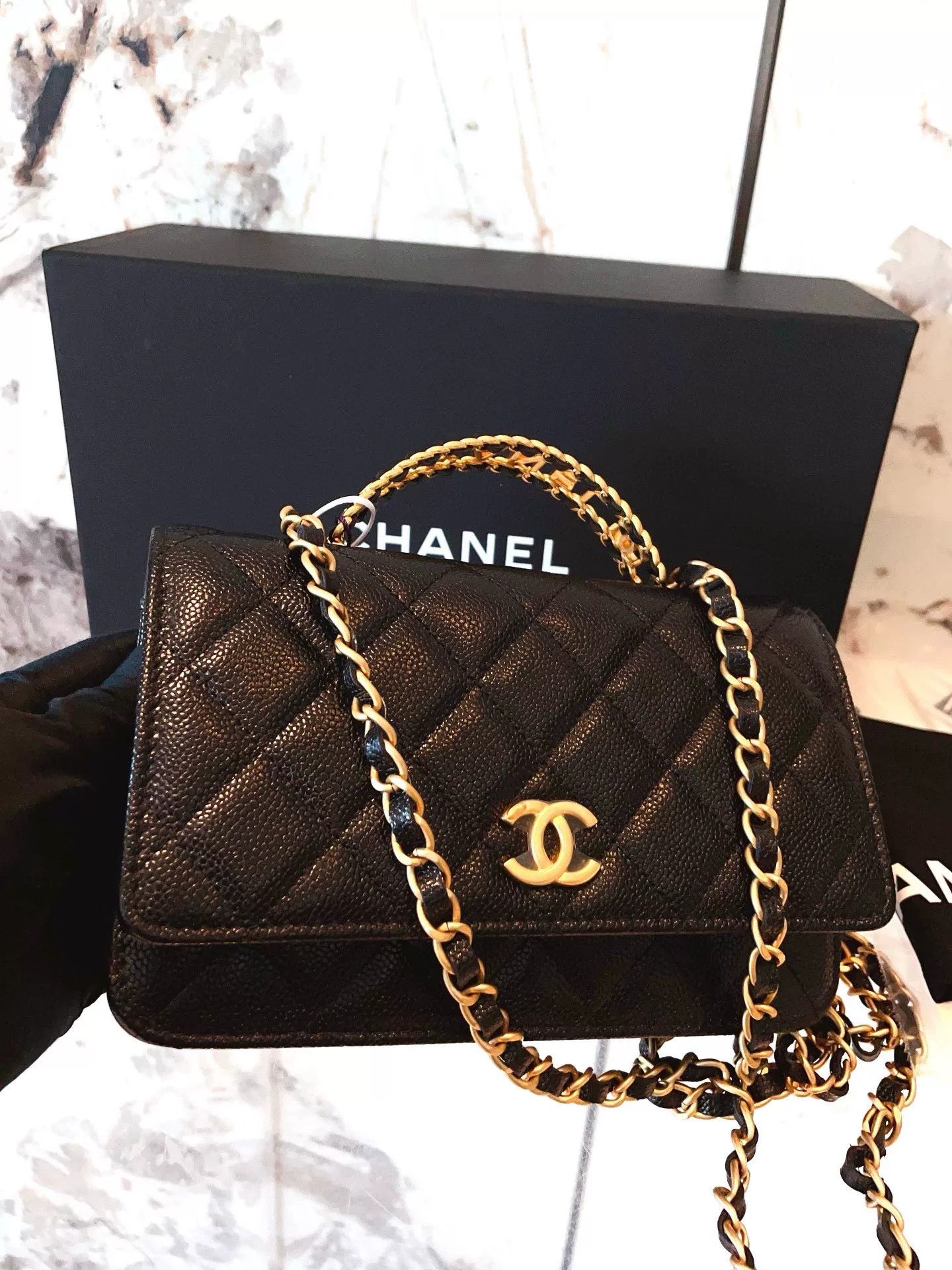 Chanel Pre-loved Bag Very good condition Size ONE SIZE - 6 Thumbnail