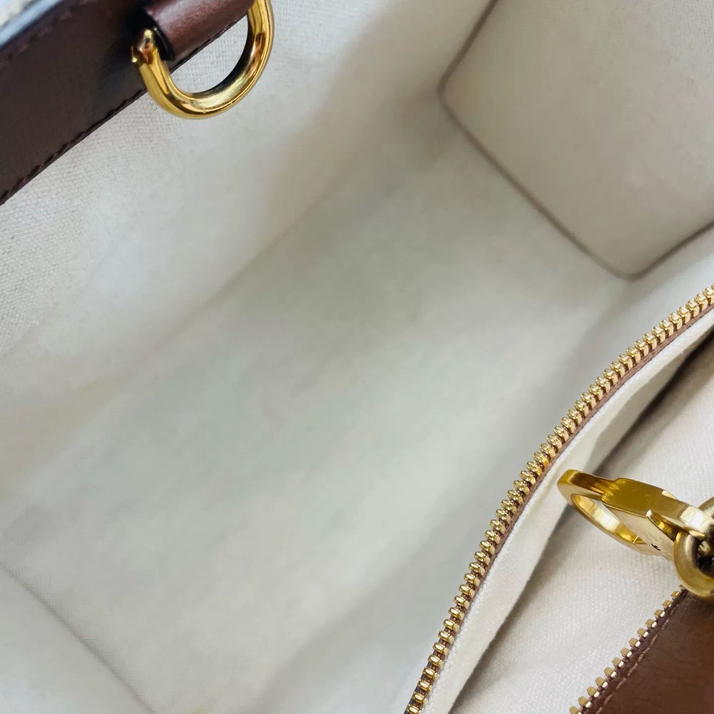 Gucci Pre-loved Bag Very good condition Size ONE SIZE - 4 Thumbnail