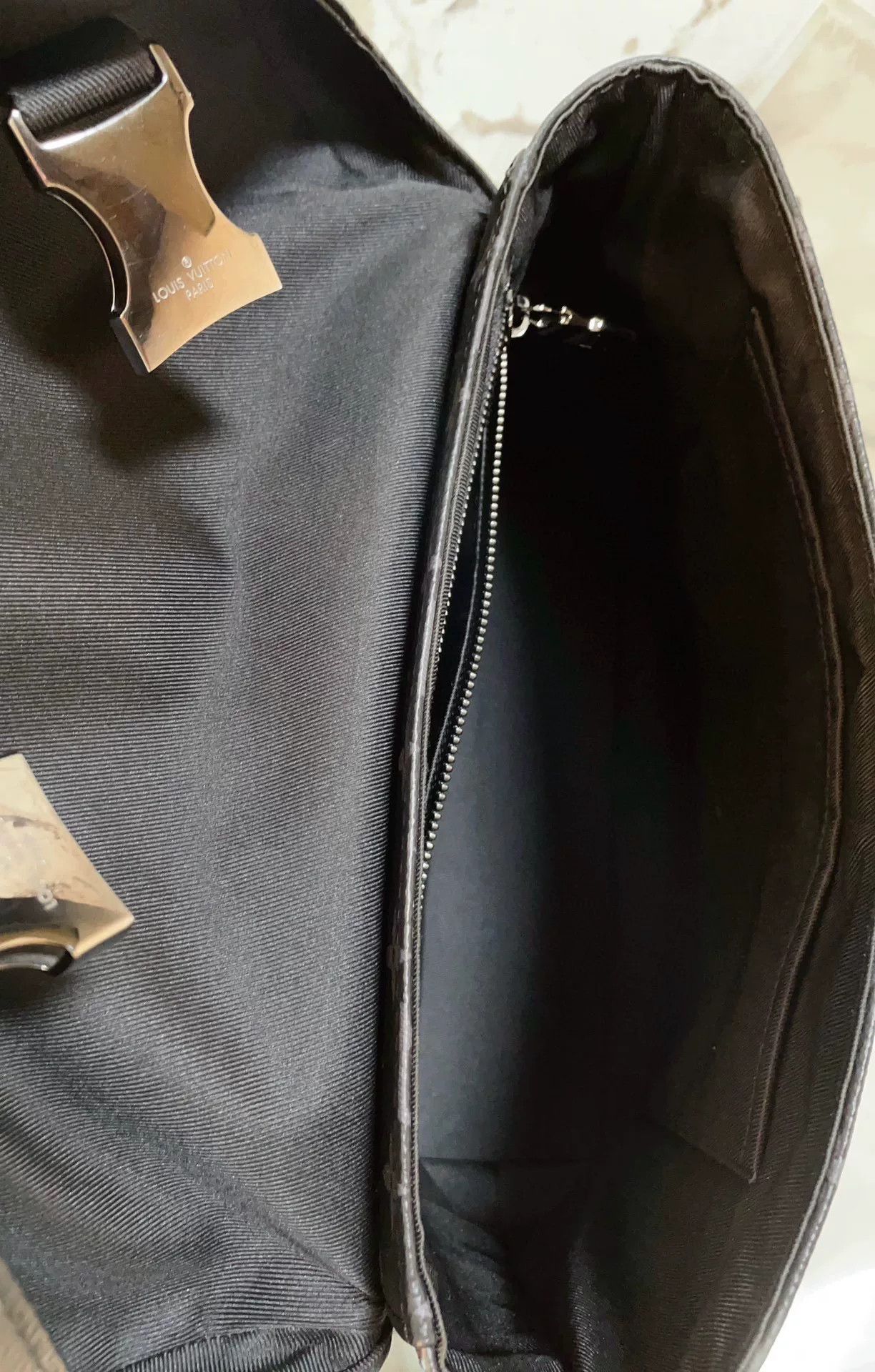 Louis Vuitton Pre-loved Bag Very good condition Size ONE SIZE - 9 Thumbnail