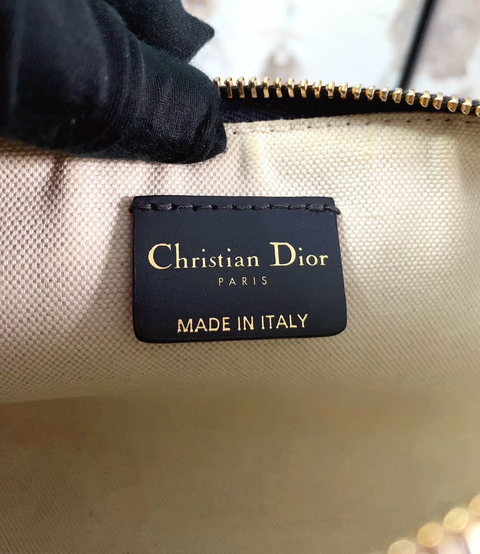 Dior Pre-loved Bag Very good condition Size ONE SIZE - 8 Thumbnail