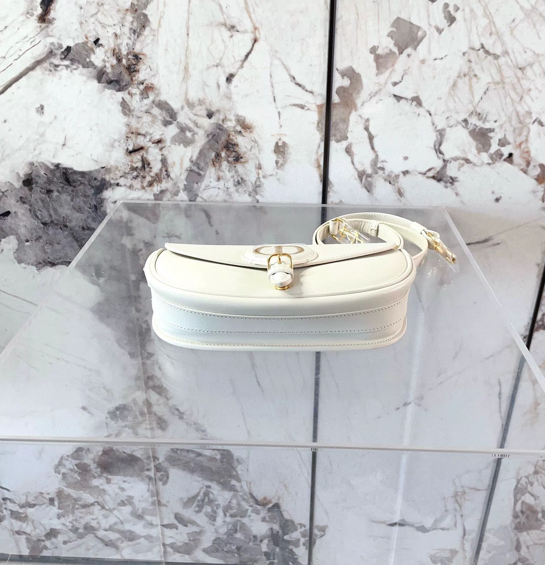 Dior Pre-loved Bag Very good condition Size ONE SIZE - 4 Thumbnail