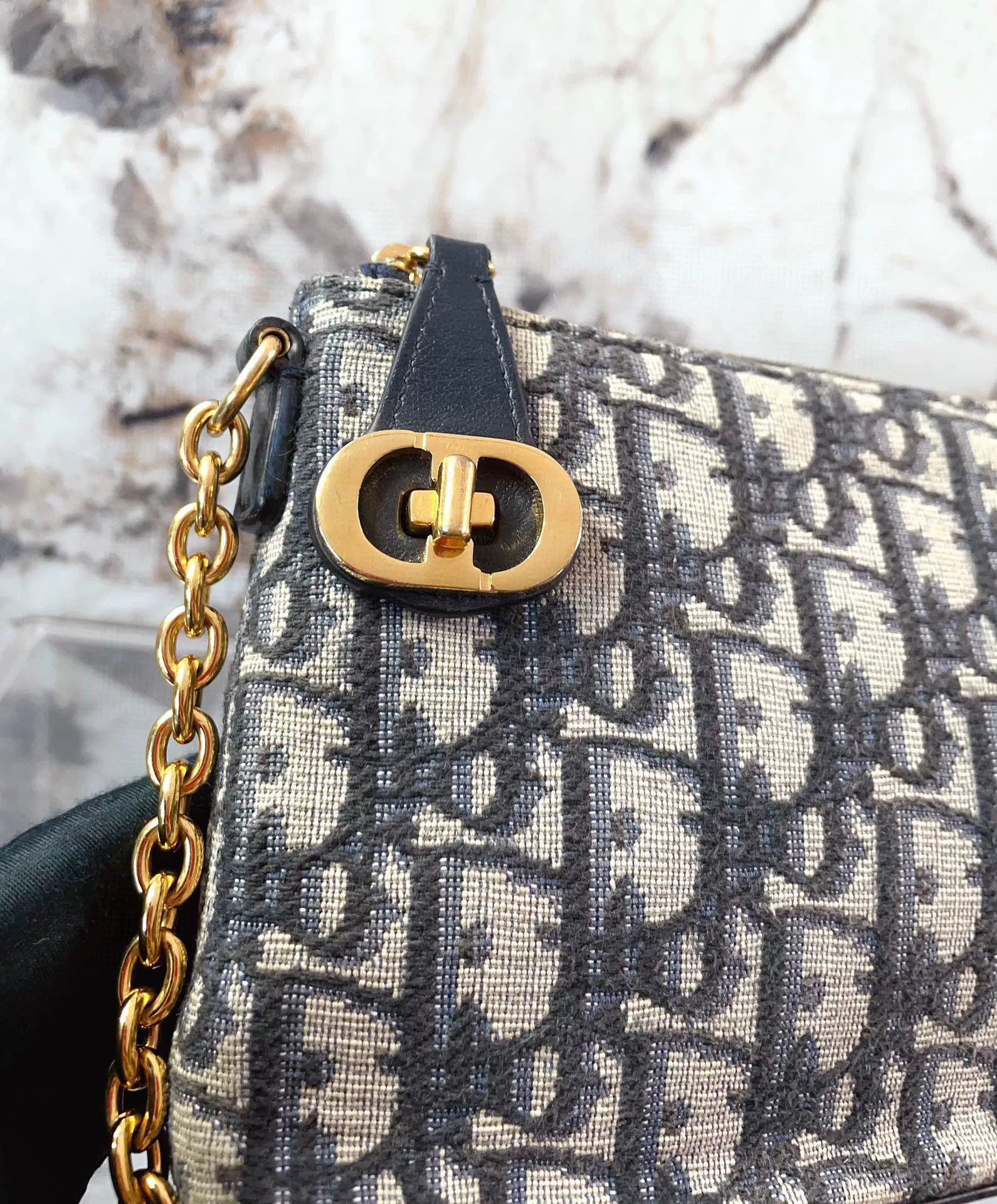 Dior Pre-loved Bag Very good condition Size ONE SIZE - 7 Thumbnail