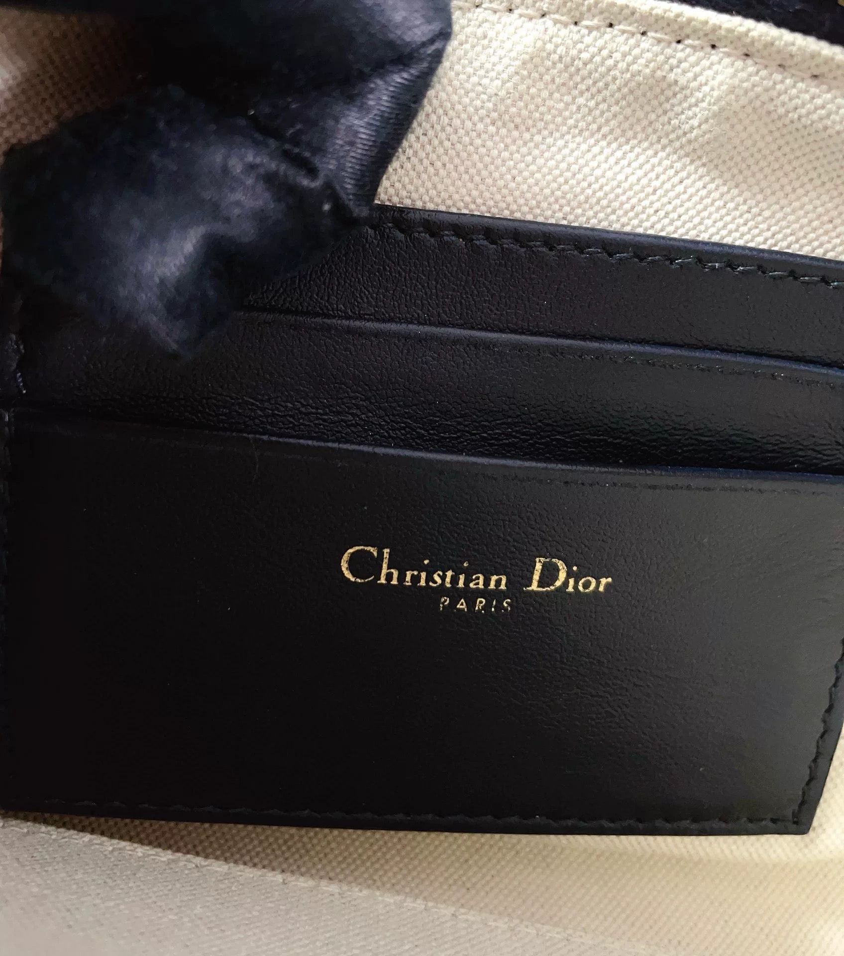 Dior Pre-loved Bag Very good condition Size ONE SIZE - 8 Thumbnail
