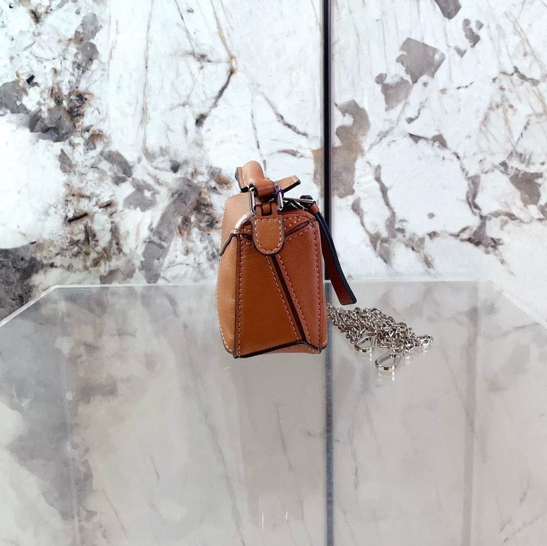 Loewe Pre-loved Bag Very good condition Size ONE SIZE - 3 Thumbnail