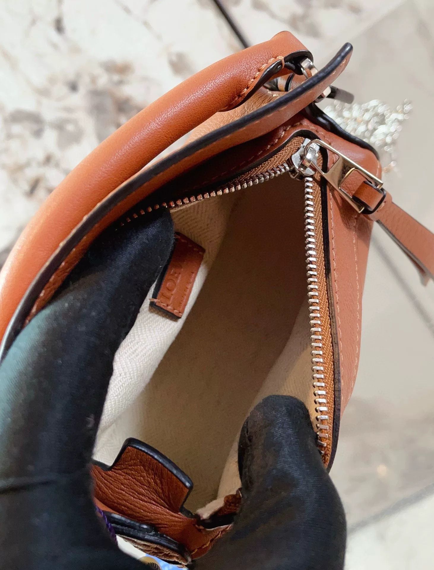 Loewe Pre-loved Bag Very good condition Size ONE SIZE - 9 Thumbnail