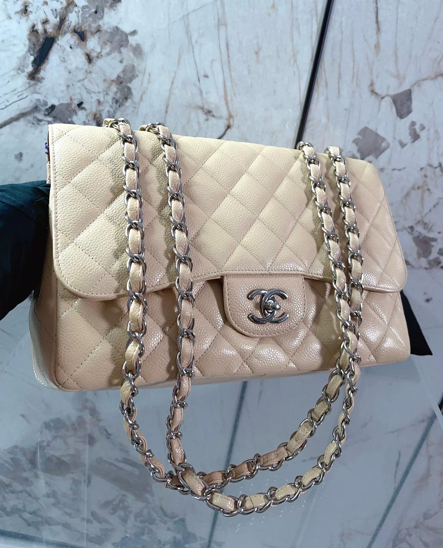 Chanel Pre-loved Bag Very good condition Size ONE SIZE - 6 Thumbnail