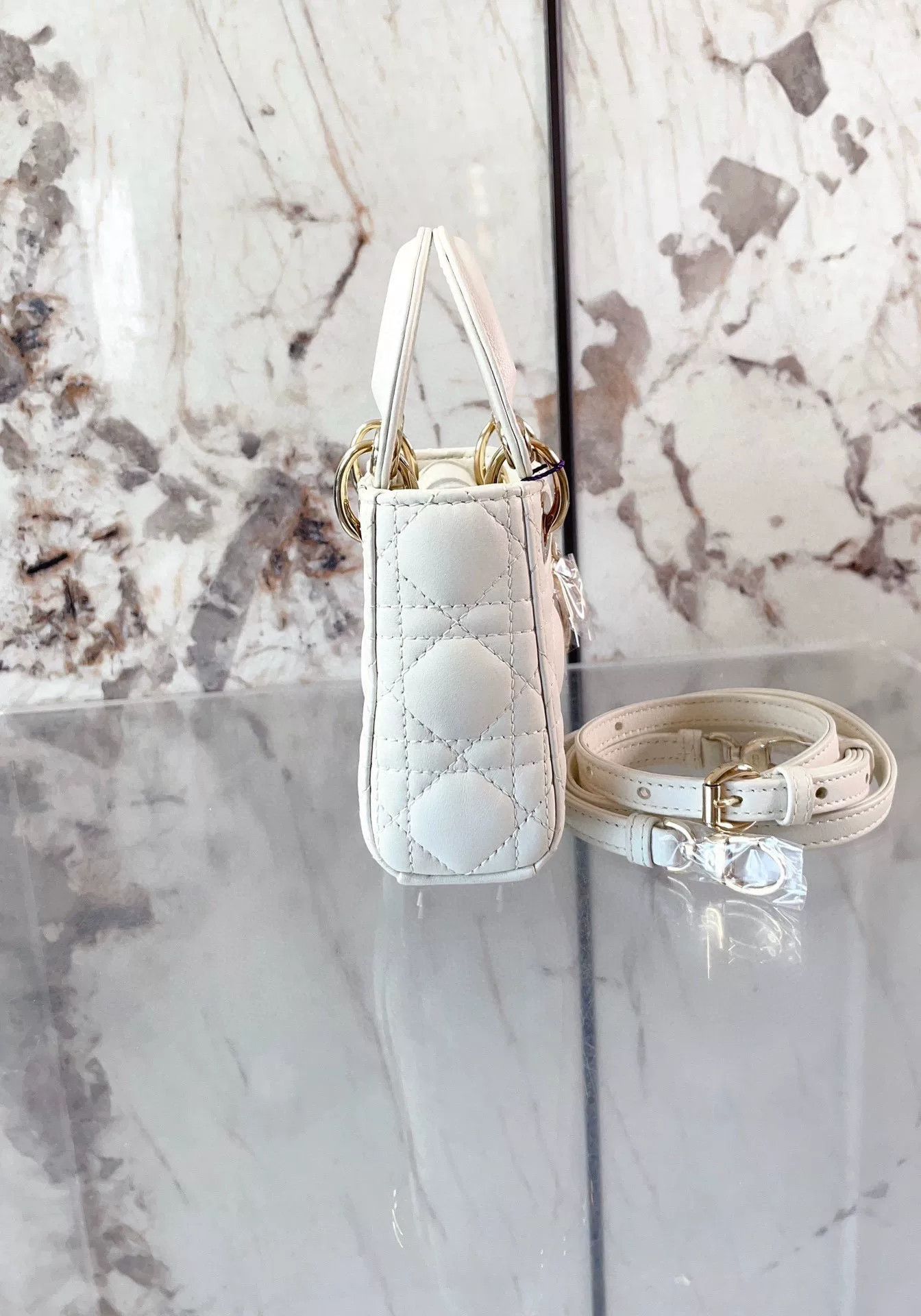 Dior Pre-loved Bag Very good condition Size ONE SIZE - 3 Thumbnail