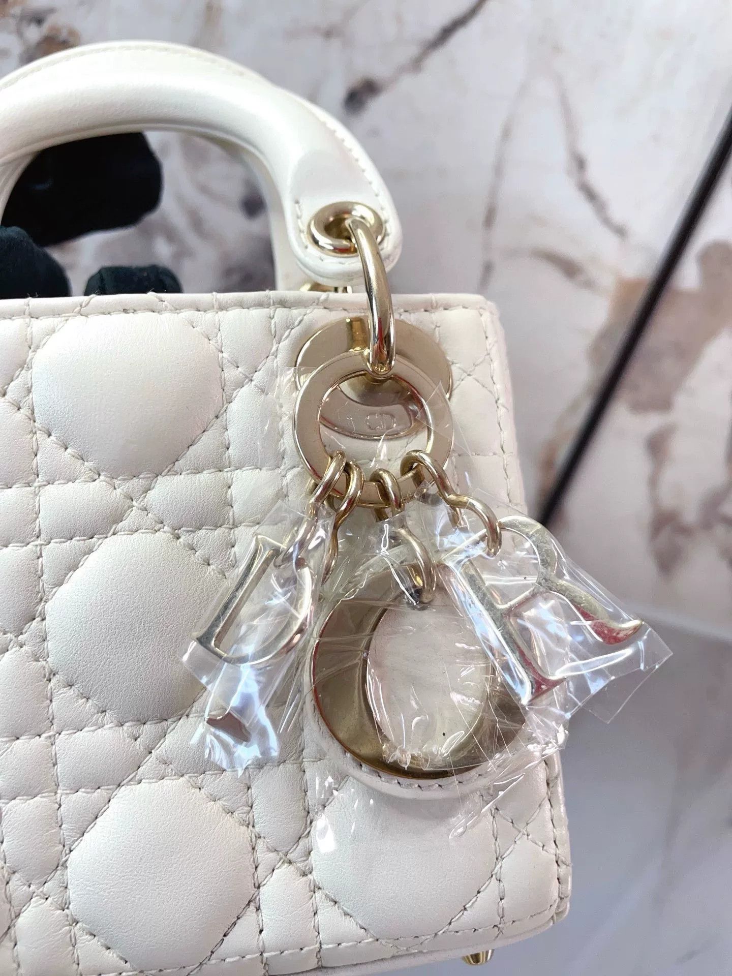 Dior Pre-loved Bag Very good condition Size ONE SIZE - 7 Thumbnail