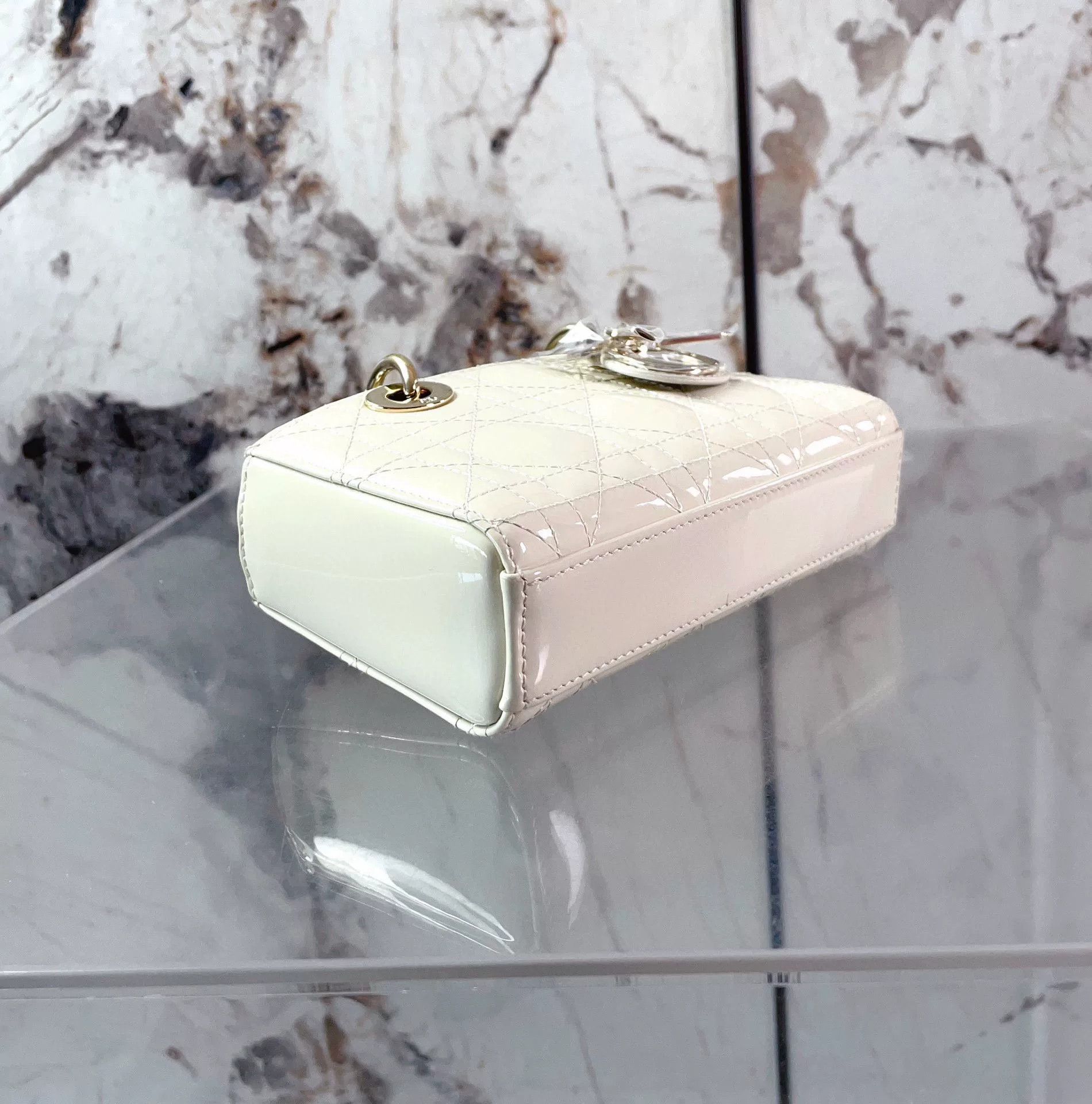 Dior Pre-loved Bag Very good condition Size ONE SIZE - 5 Thumbnail