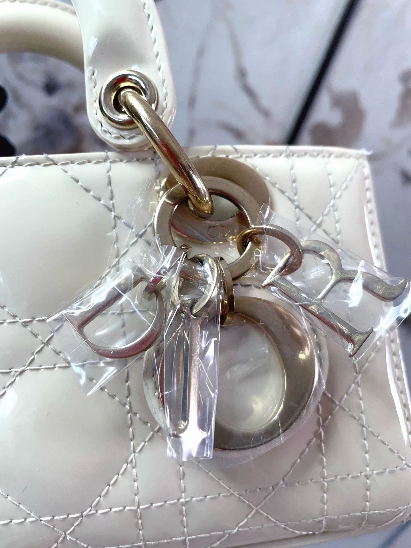 Dior Pre-loved Bag Very good condition Size ONE SIZE - 7 Thumbnail