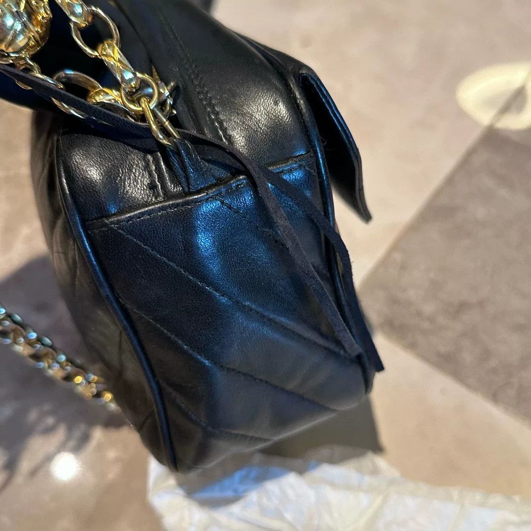 Chanel Pre-loved Bag Very good condition Size ONE SIZE - 5 Thumbnail