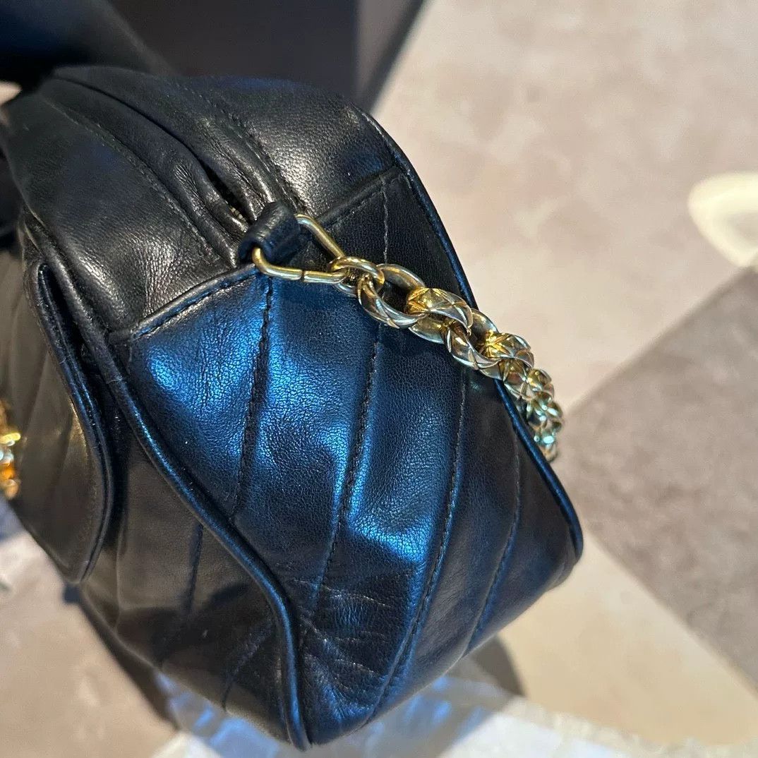 Chanel Pre-loved Bag Very good condition Size ONE SIZE - 6 Thumbnail