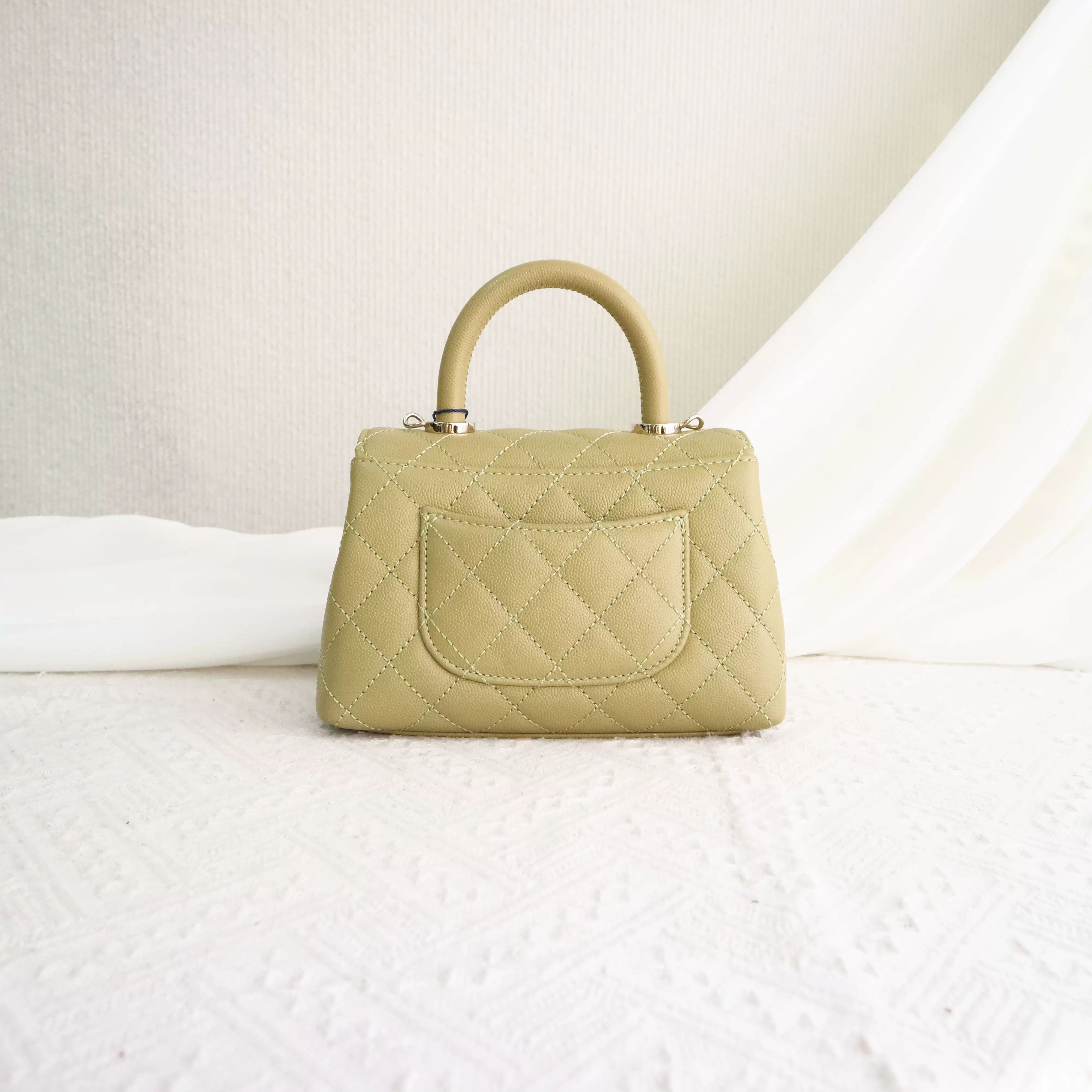 Chanel Pre-loved Bag Very good condition Size ONE SIZE - 2 Thumbnail