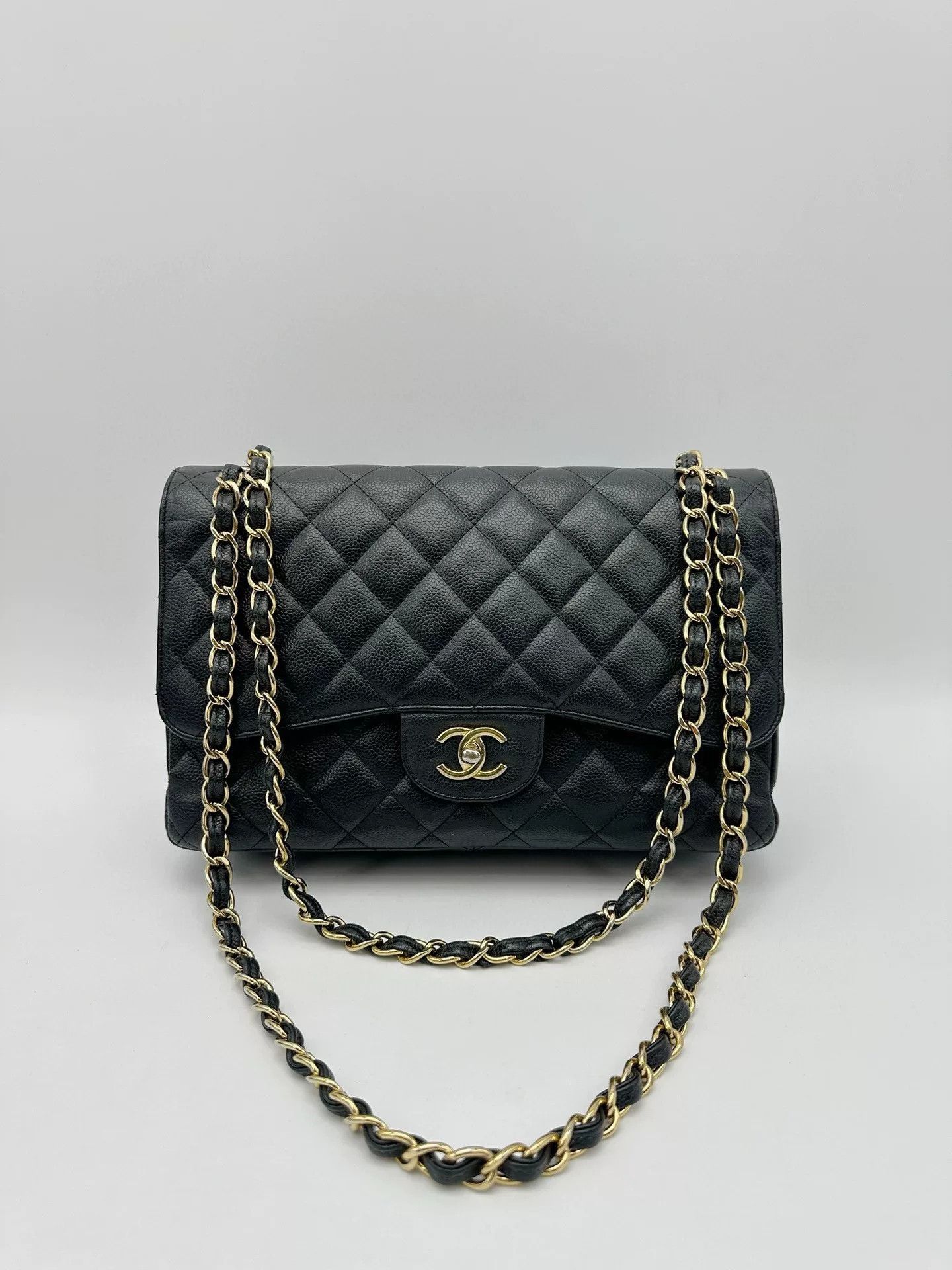 Chanel Pre-loved Bag Very good condition Size ONE SIZE - 3 Thumbnail