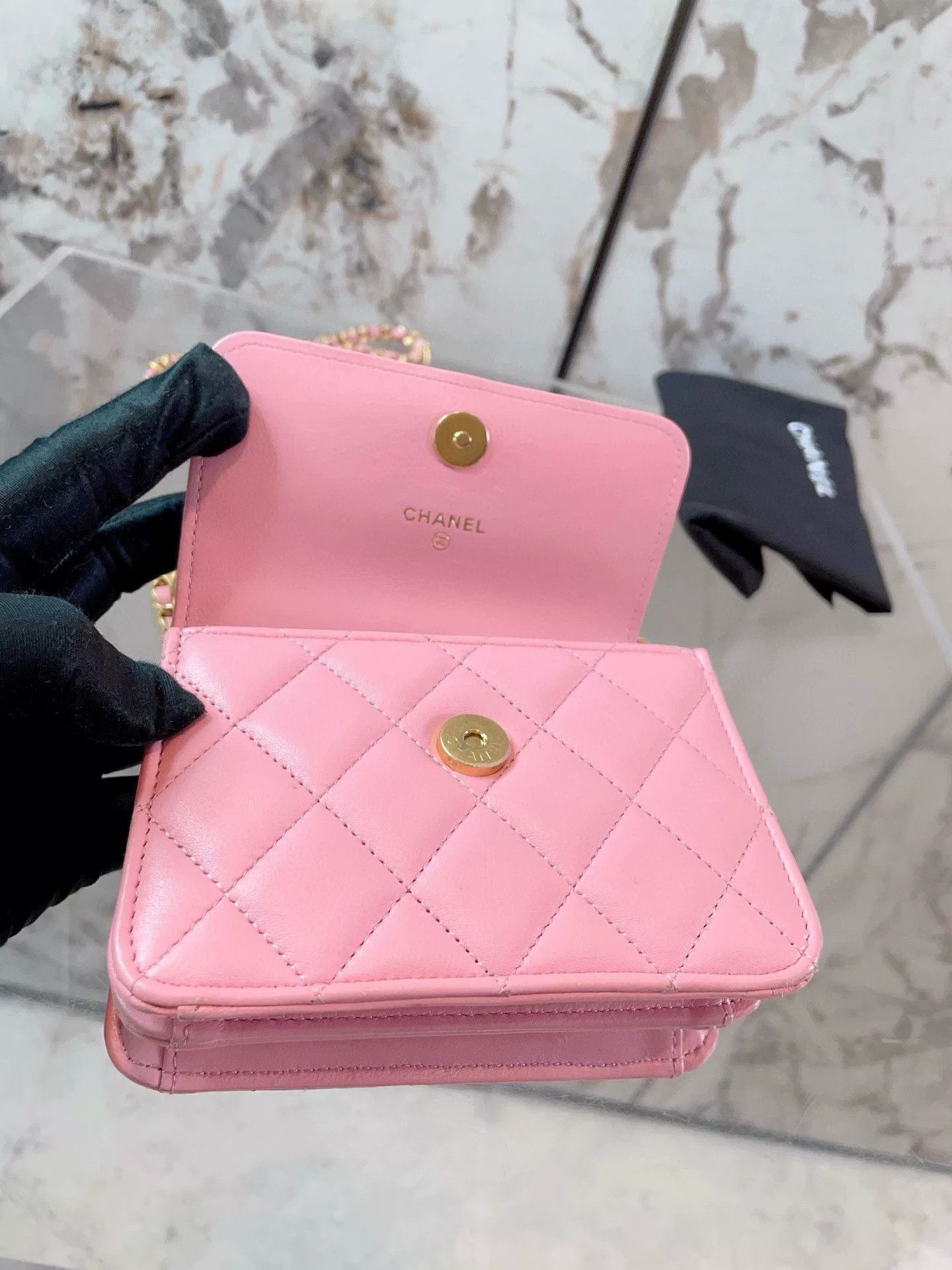 Chanel Pre-loved Bag Very good condition Size ONE SIZE - 8 Thumbnail
