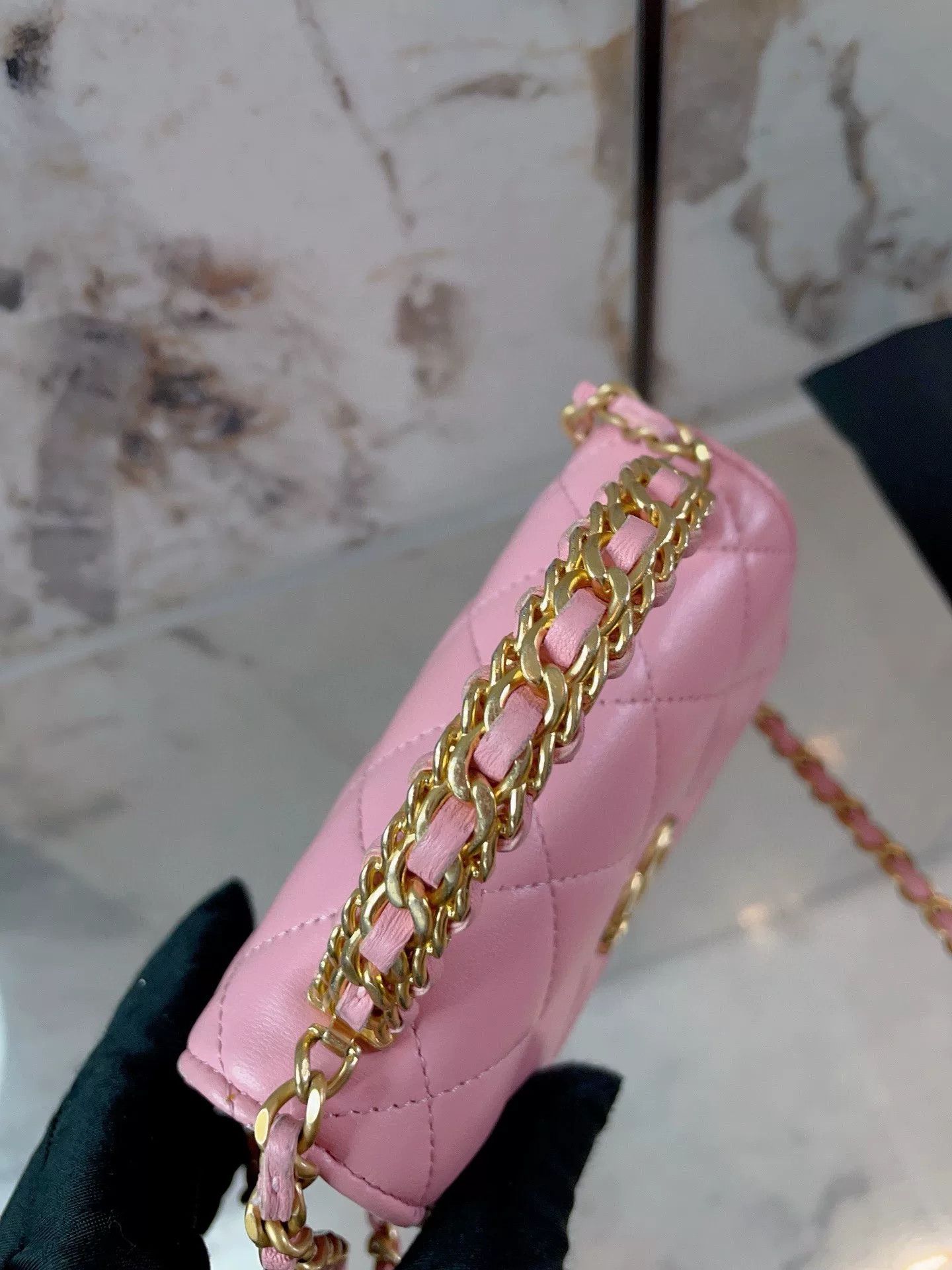 Chanel Pre-loved Bag Very good condition Size ONE SIZE - 7 Thumbnail