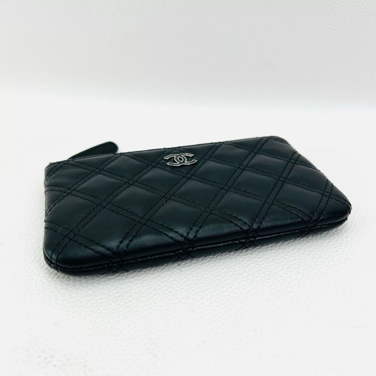 Chanel Pre-loved Bag Very good condition Size ONE SIZE - 3 Thumbnail