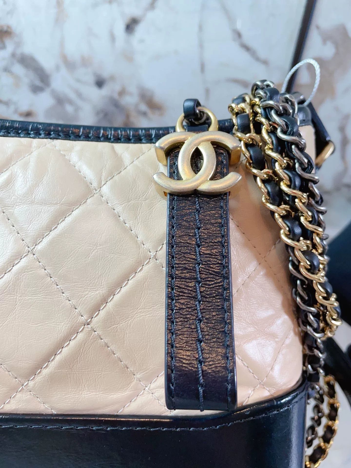 Chanel Pre-loved Bag Very good condition Size ONE SIZE - 7 Thumbnail