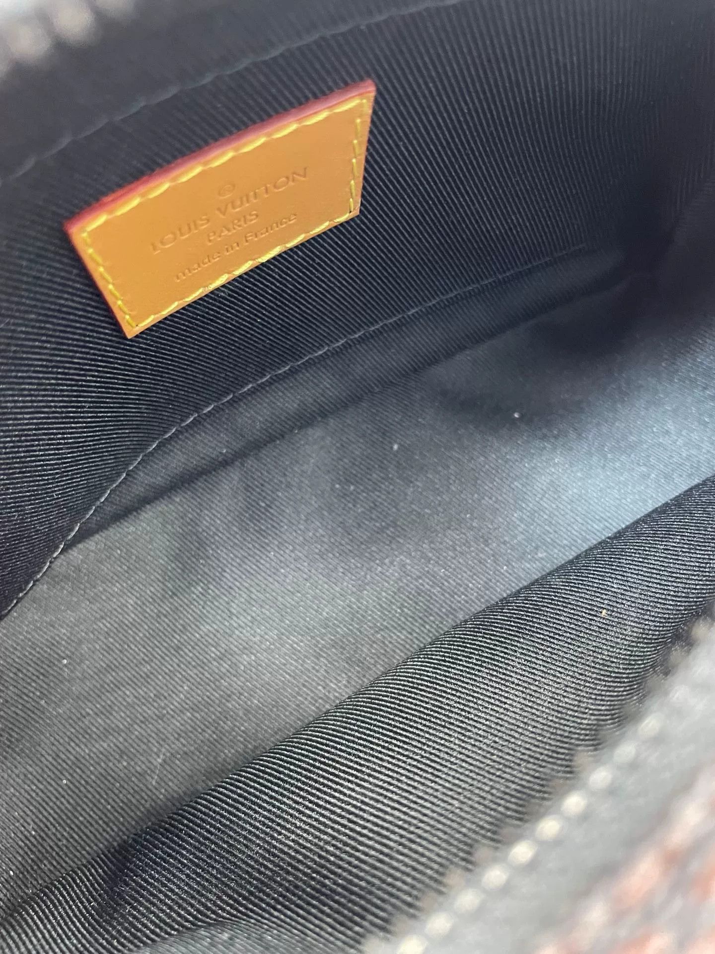 Louis Vuitton Pre-loved Bag Very good condition Size ONE SIZE - 3 Thumbnail
