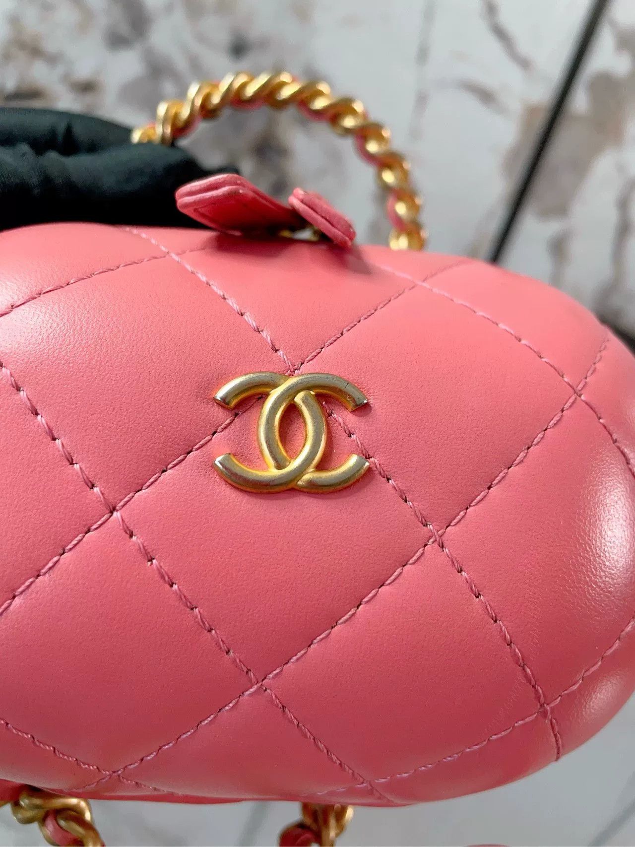 Chanel Pre-loved Bag Very good condition Size ONE SIZE - 7 Thumbnail