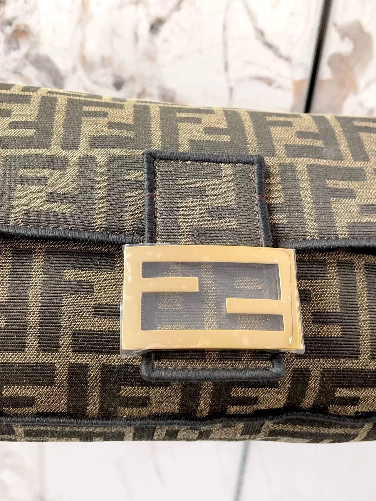 Fendi Pre-loved Bag Very good condition Size ONE SIZE - 7 Thumbnail