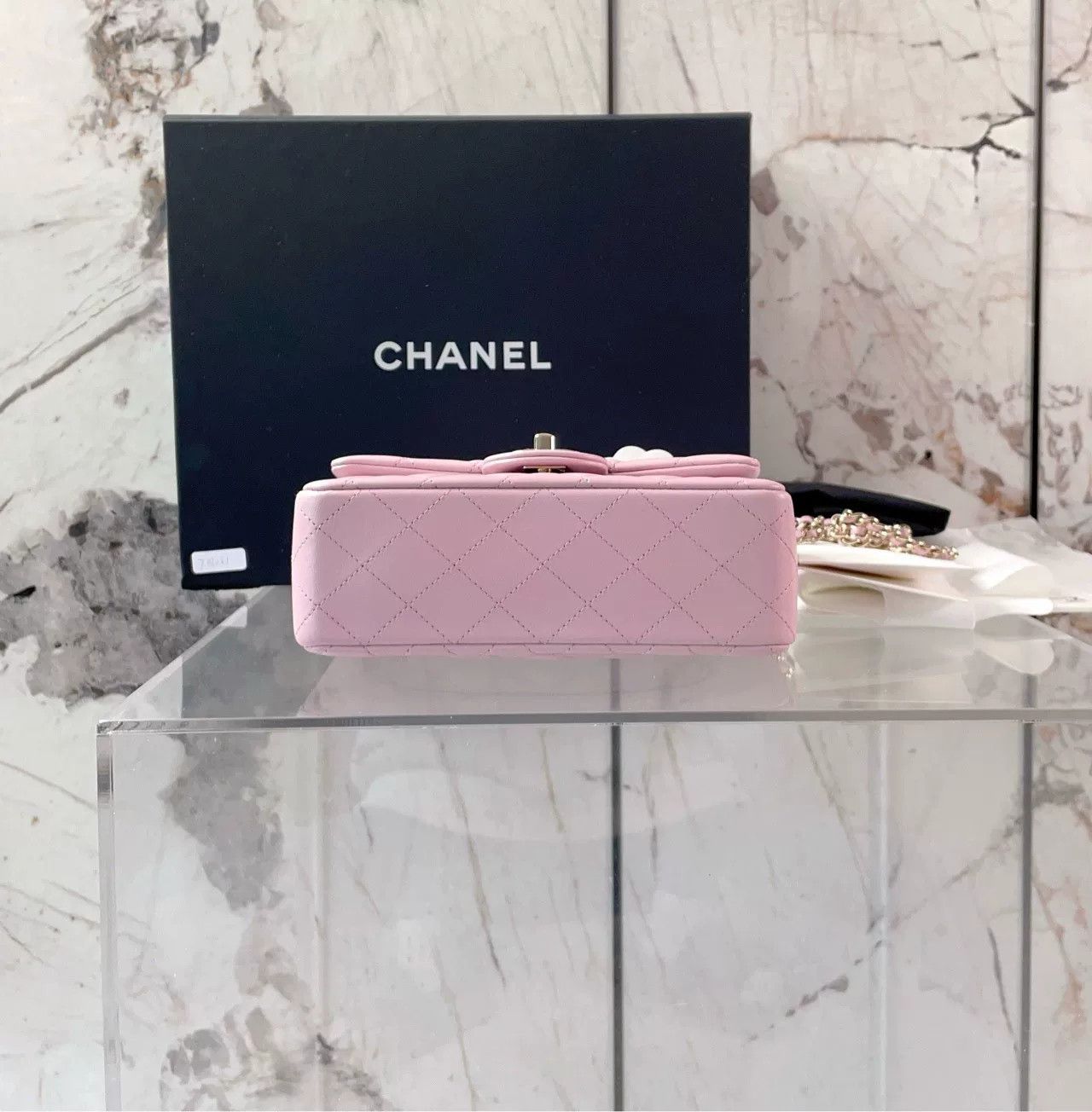 Chanel Pre-loved Bag Very good condition Size ONE SIZE - 4 Thumbnail